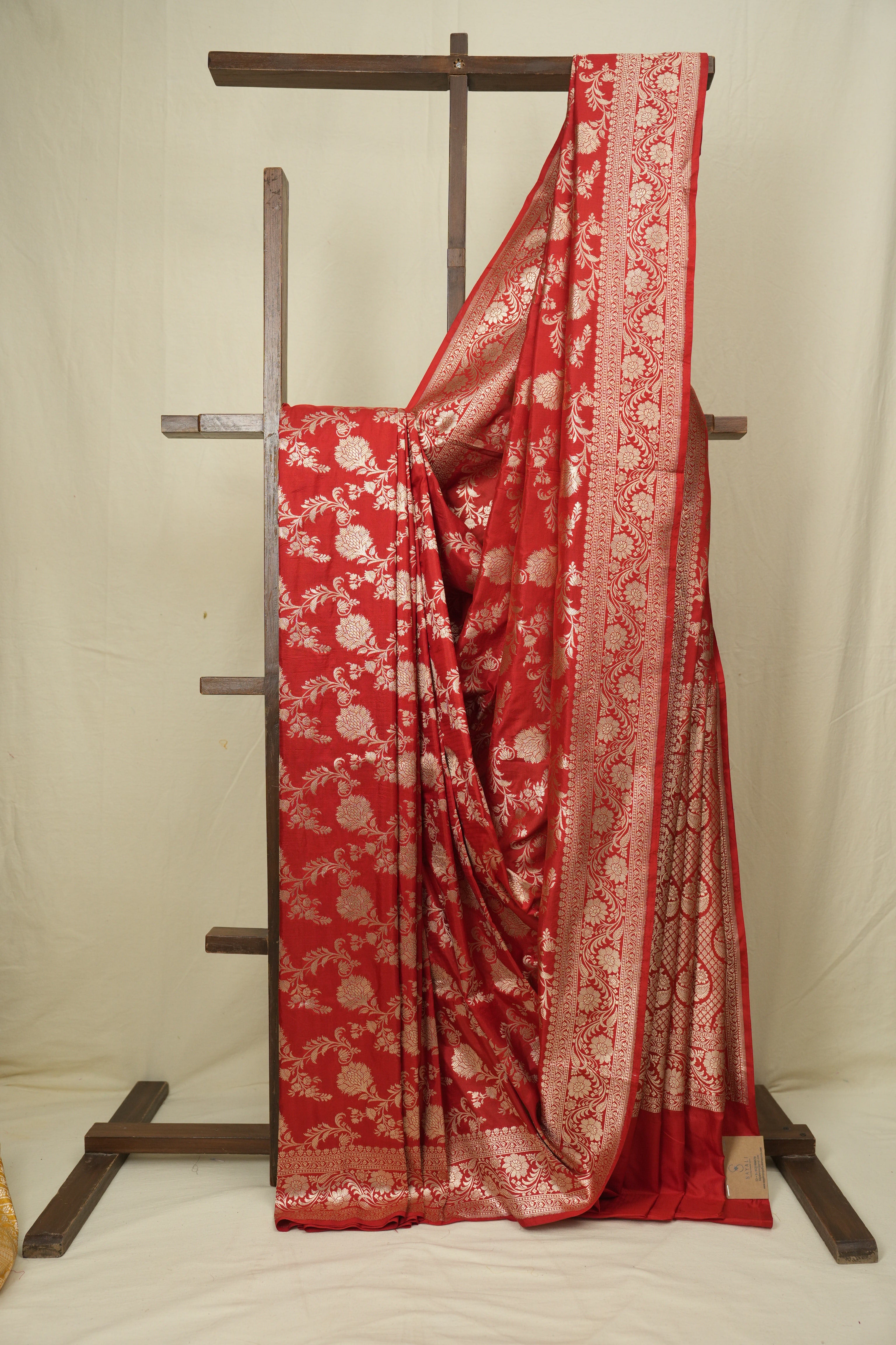 Red Banarasi Silk Saree - SRRBSS934