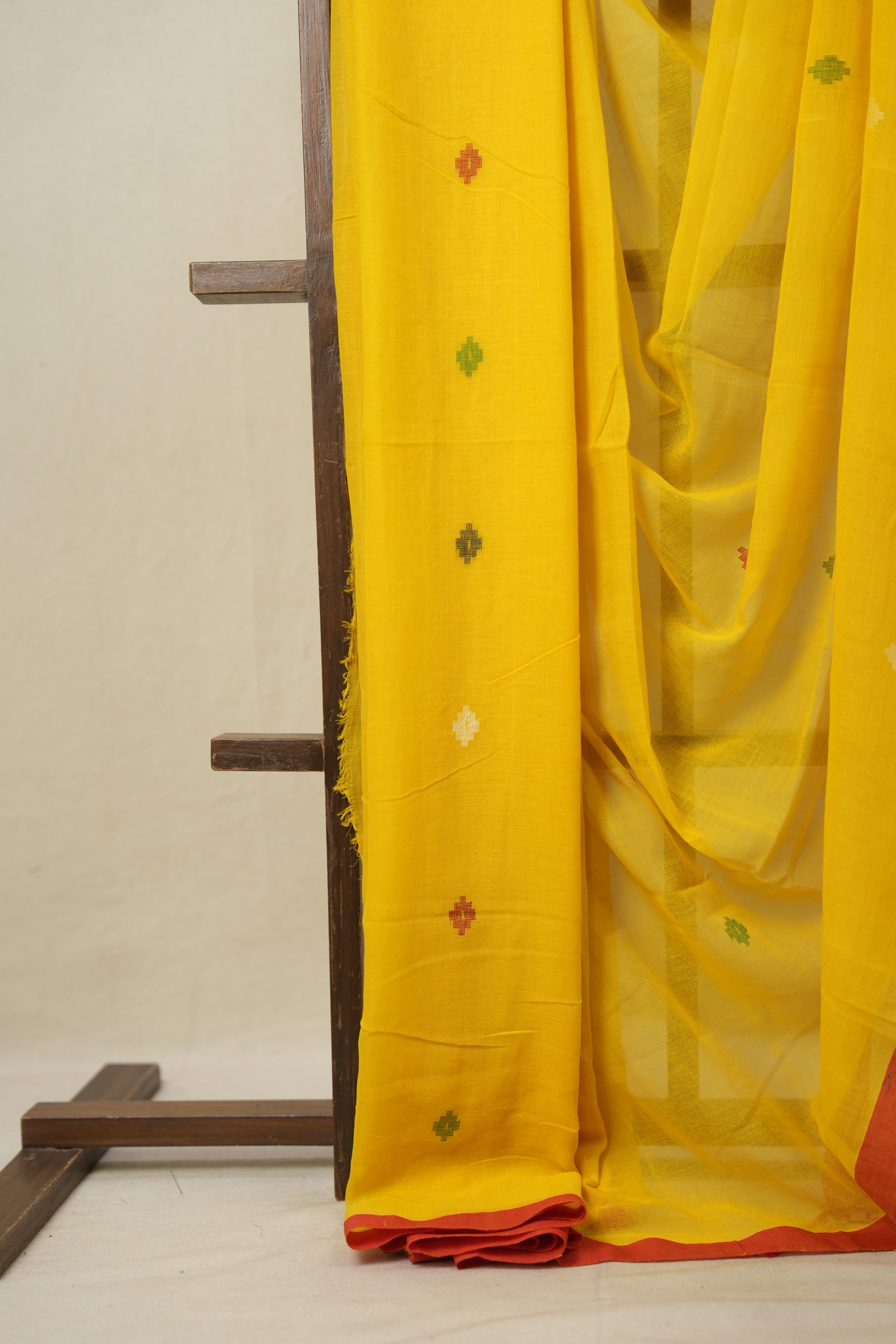Turmeric Yellow Bengal Mul Cotton Saree - SRTYBMCS09