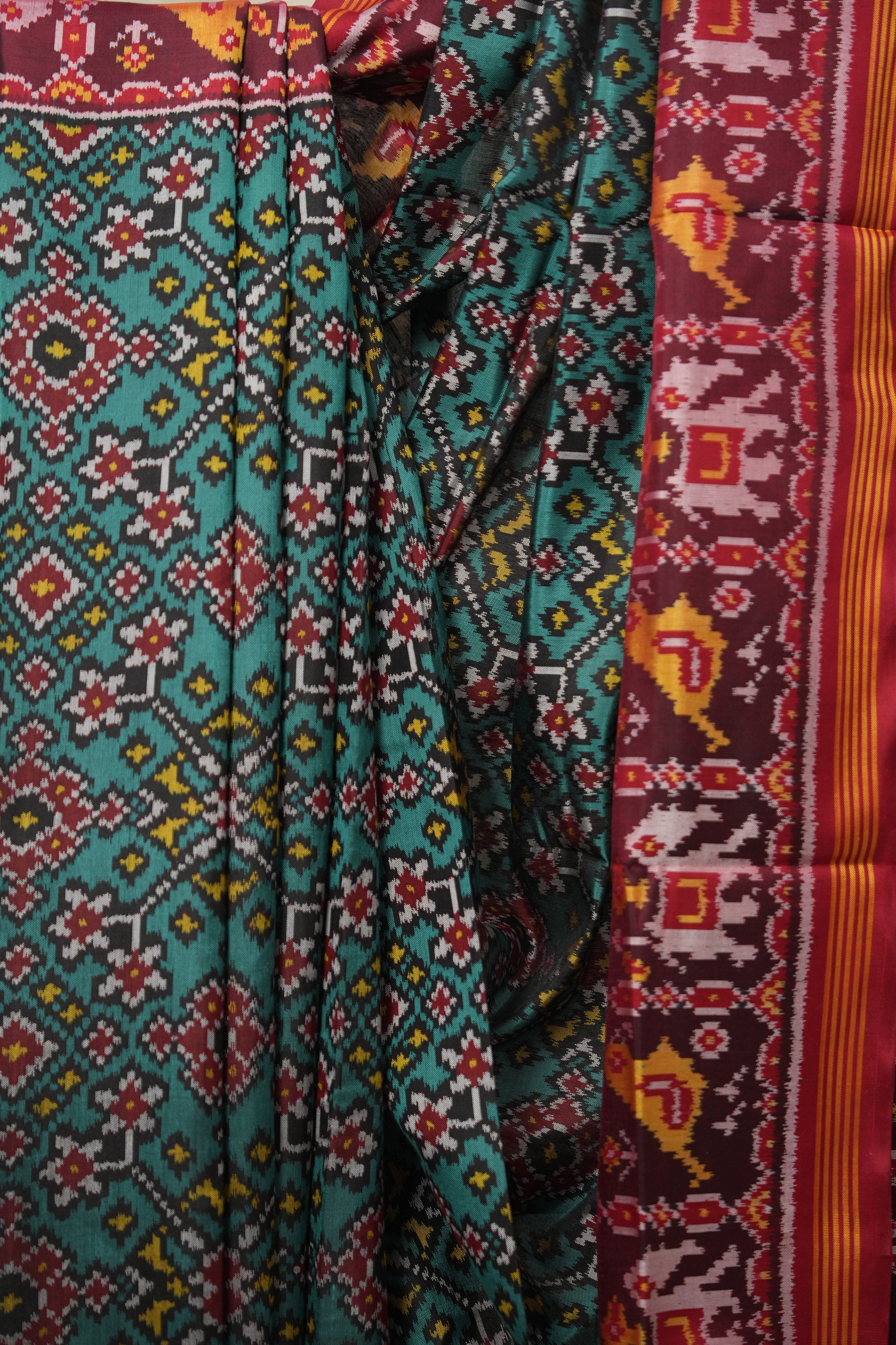 Green-Red Patan Patola Silk Saree - SRGRPPSS537