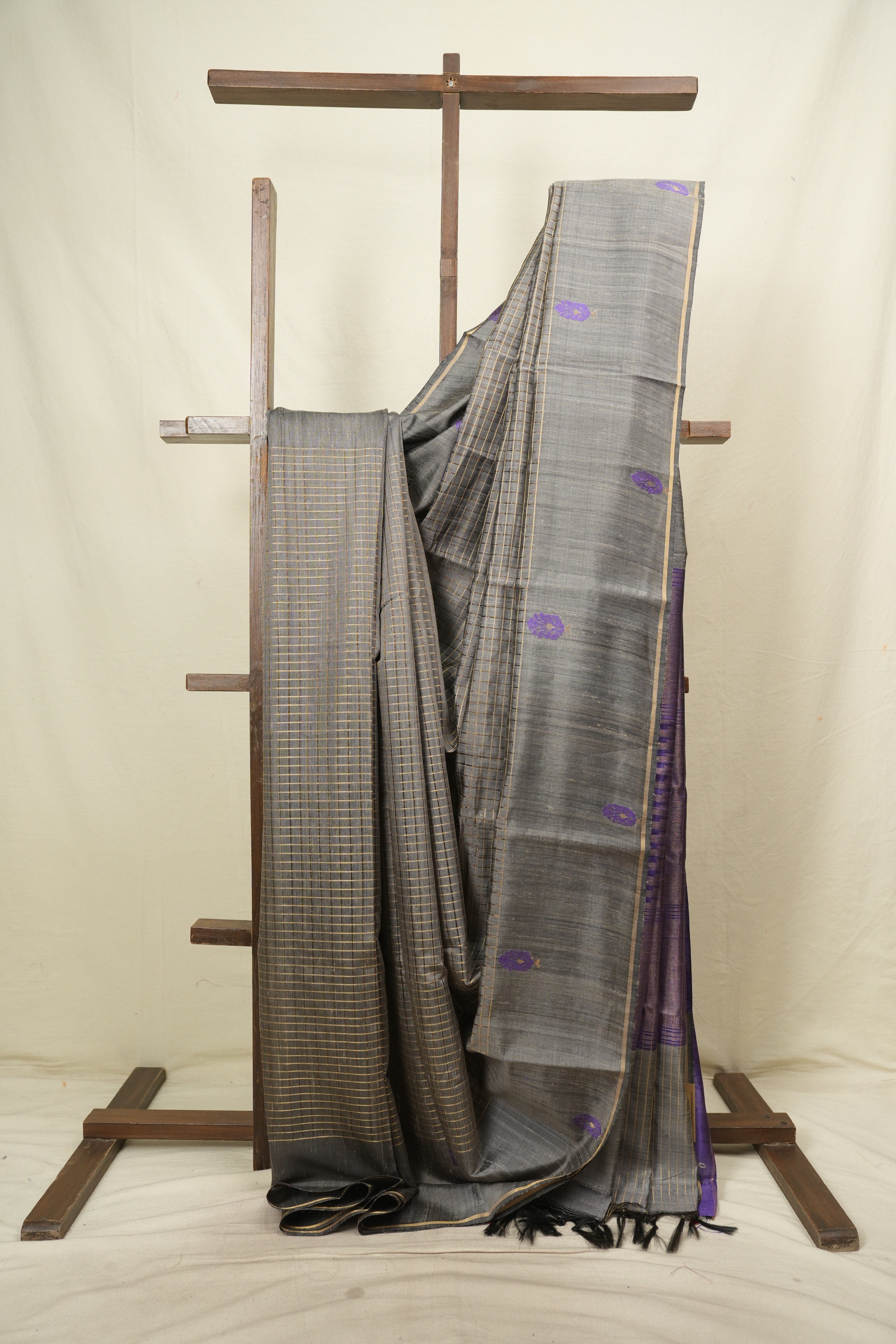 Grey Raw Silk Saree - SRGRSS1152