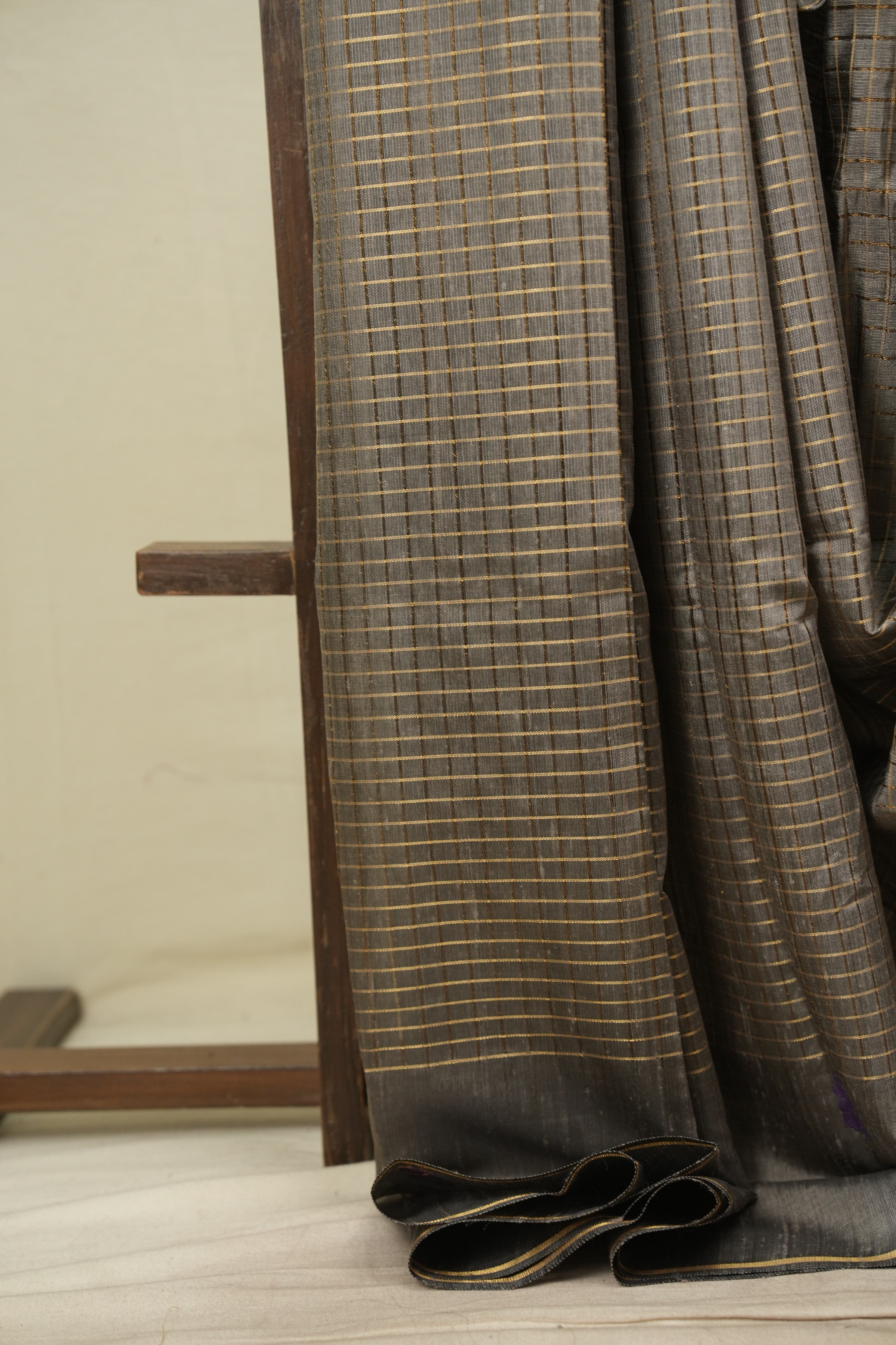 Grey Raw Silk Saree - SRGRSS1152
