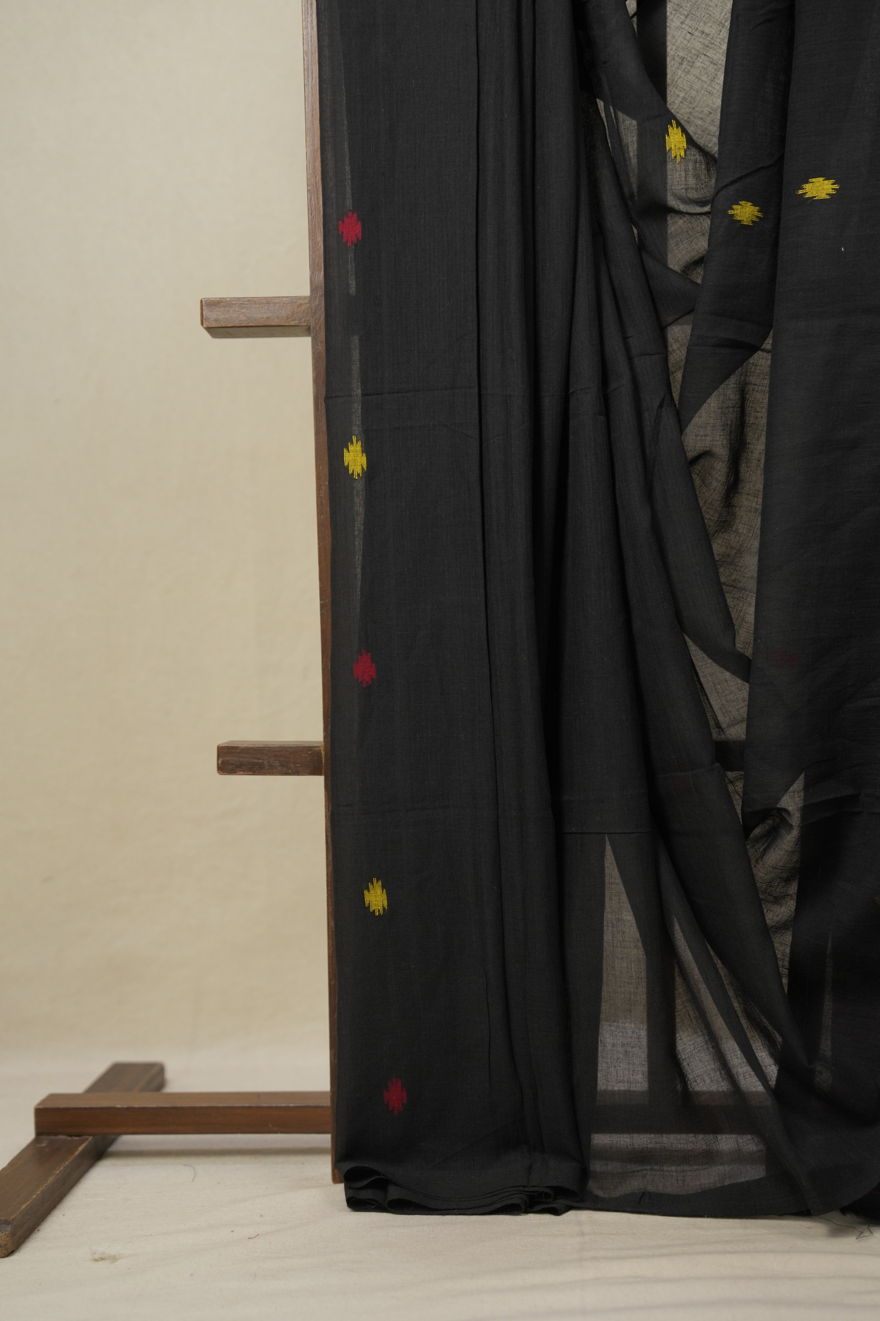 Black Bengal Mul Cotton Saree - SRBBMCS016