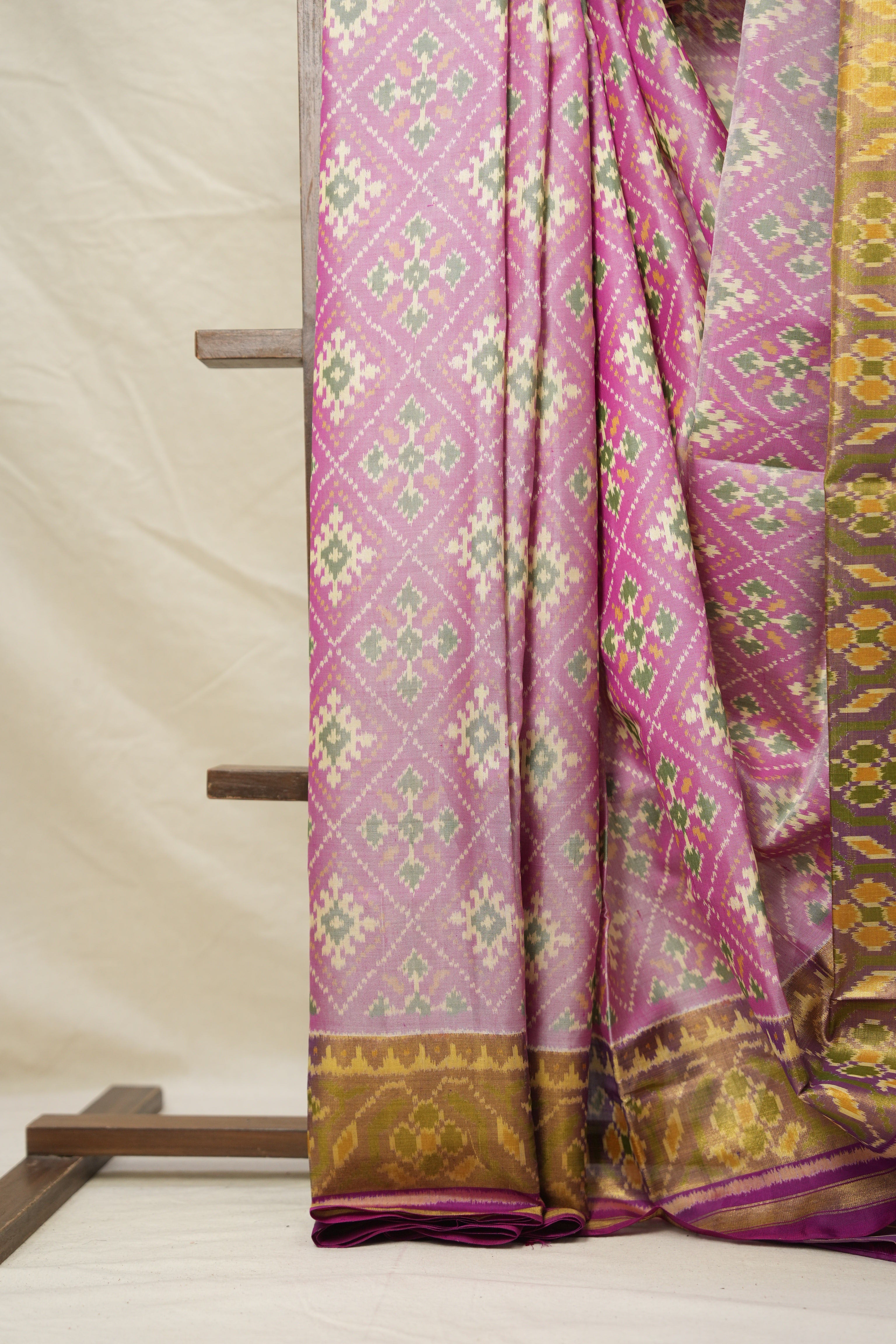 Lavender Rajkot Patola Silk Saree - SRLRPSS532