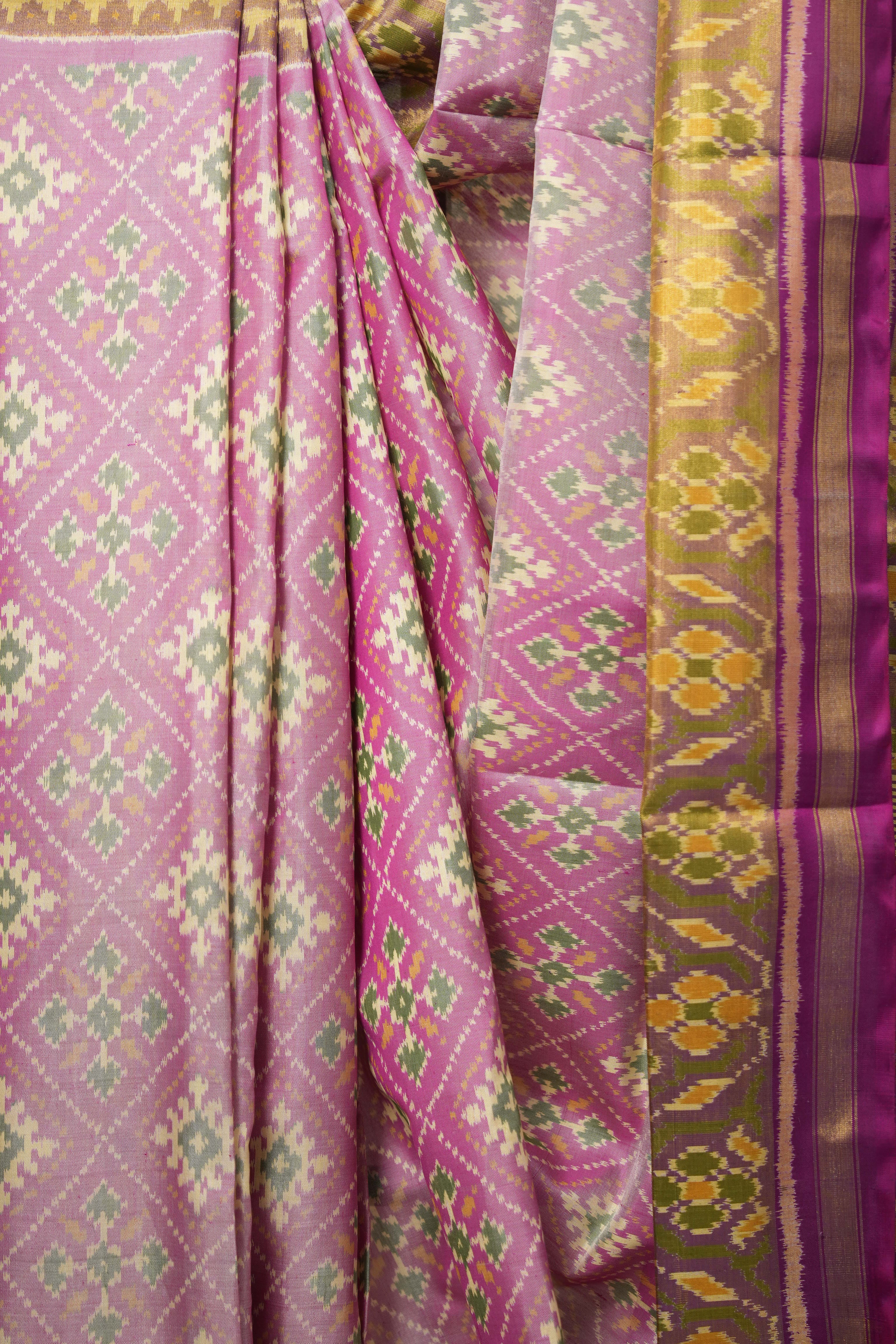 Lavender Rajkot Patola Silk Saree - SRLRPSS532