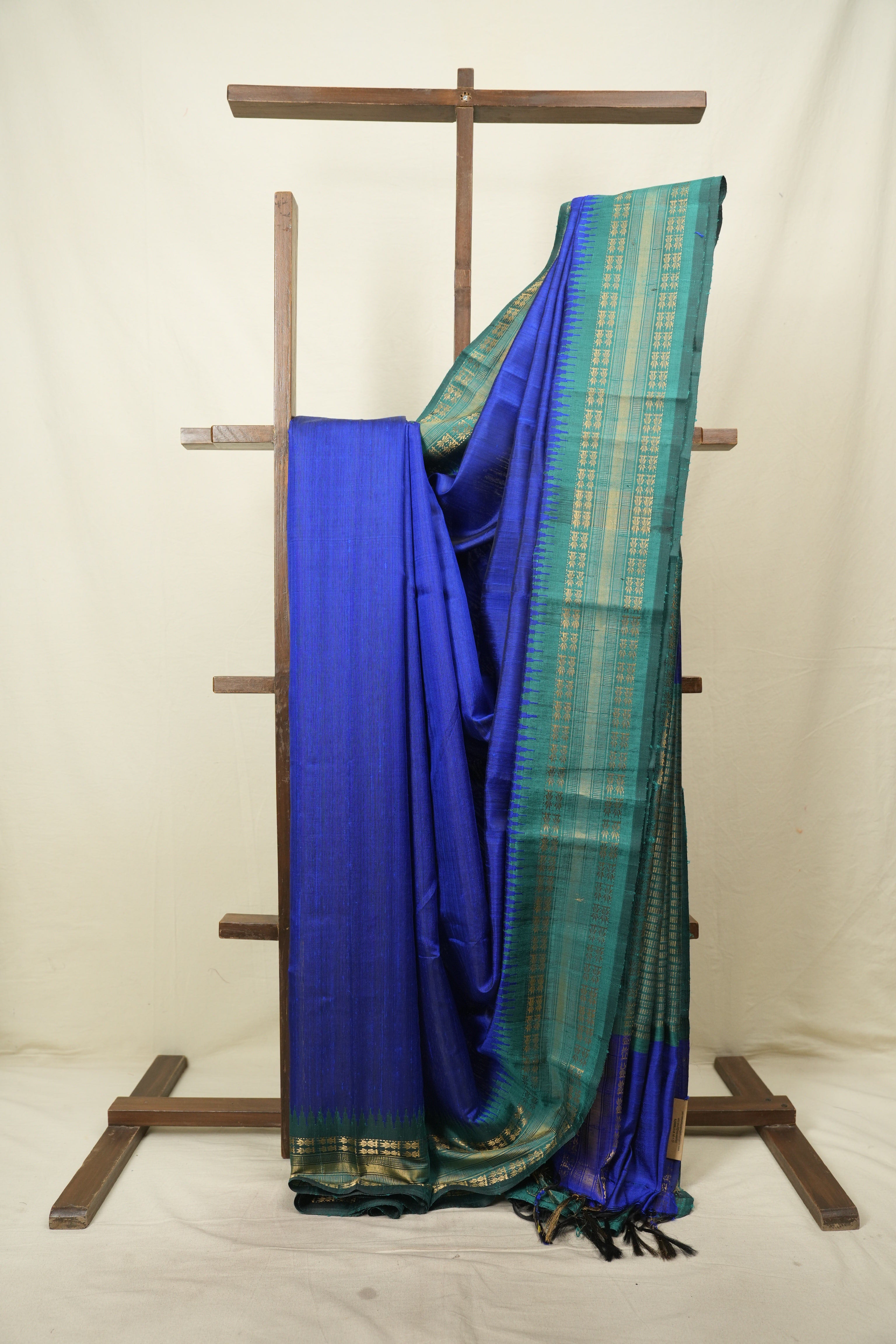 Blue Raw Silk Saree - SRBRSS1136