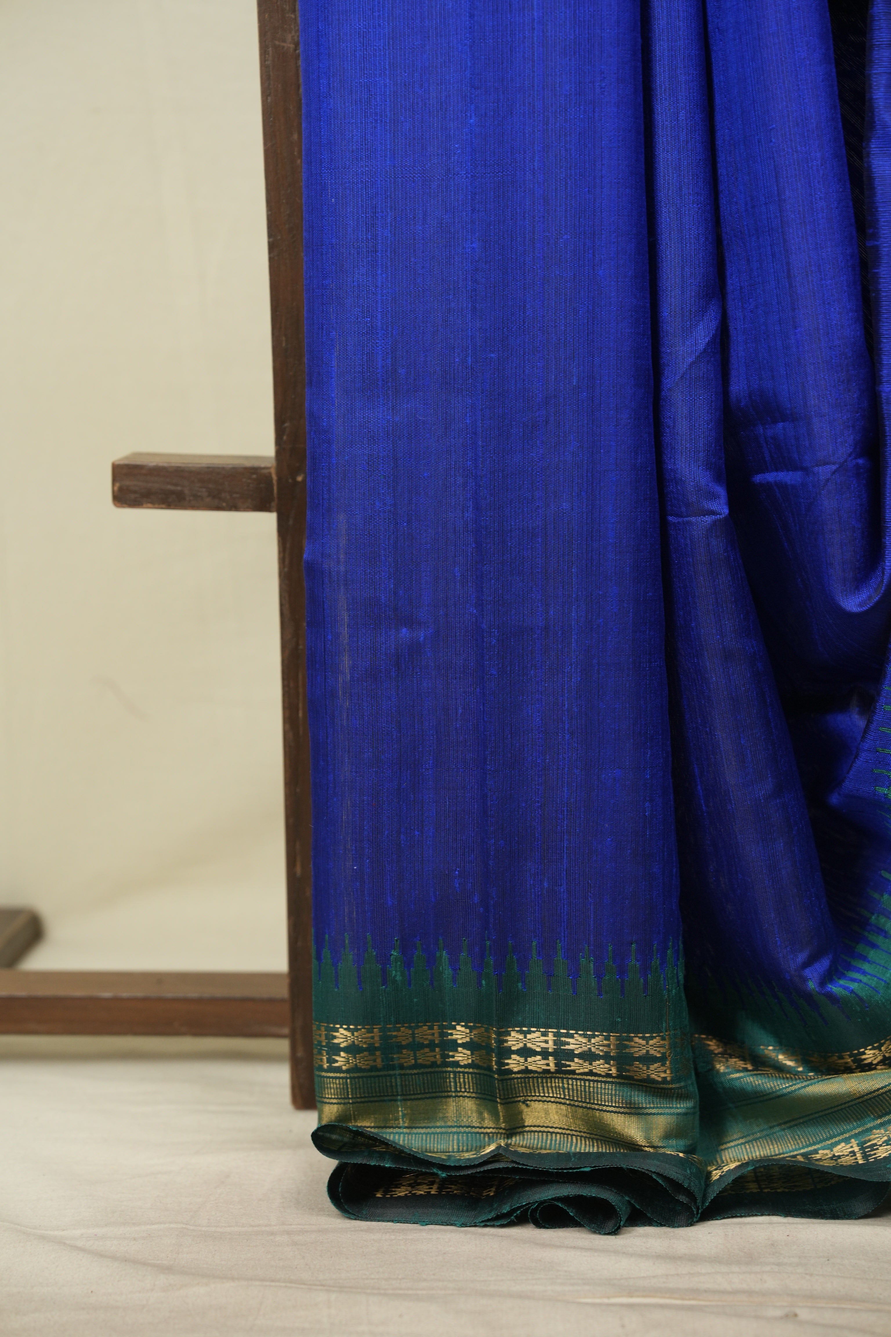 Blue Raw Silk Saree - SRBRSS1136