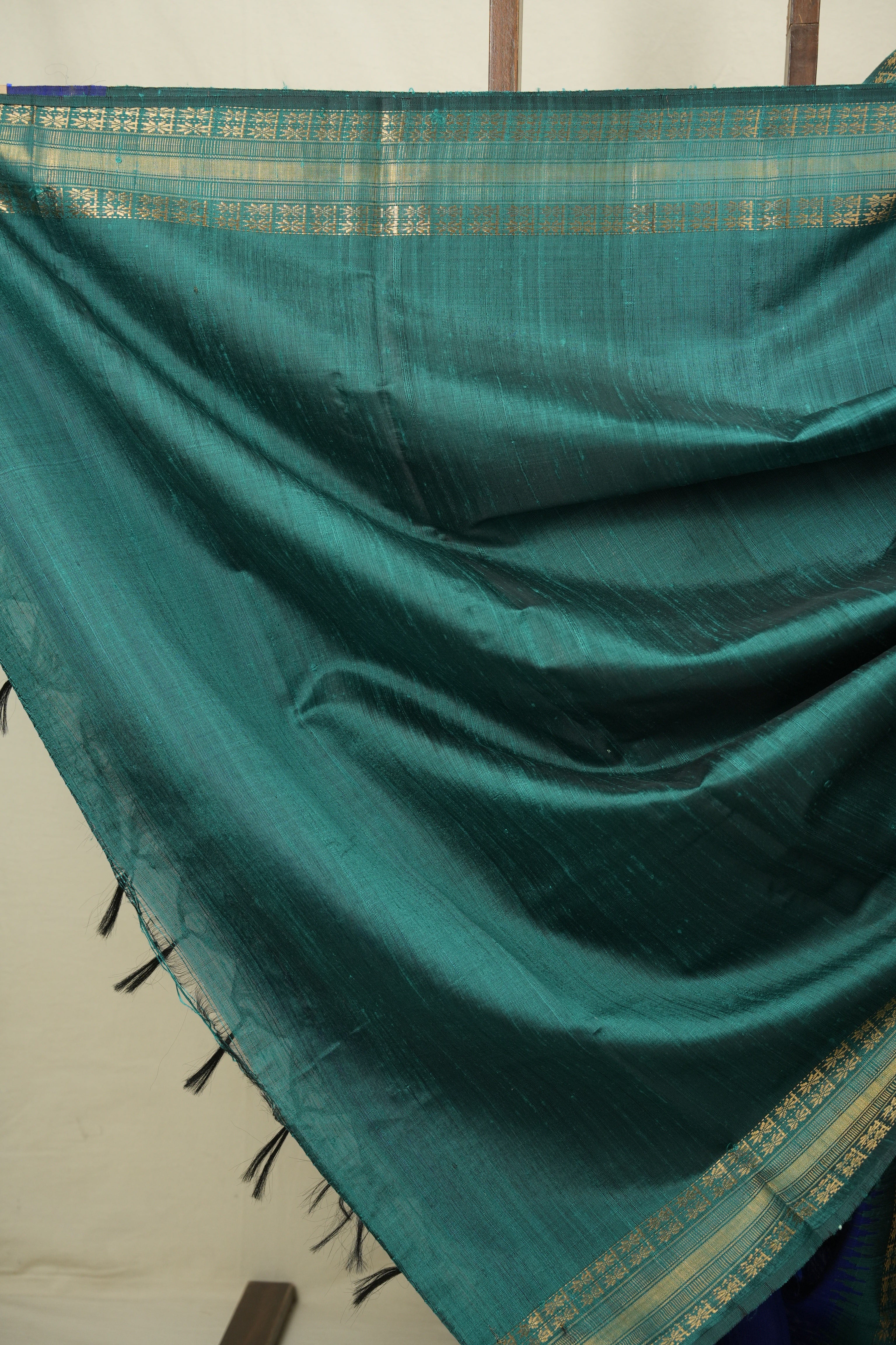 Blue Raw Silk Saree - SRBRSS1136