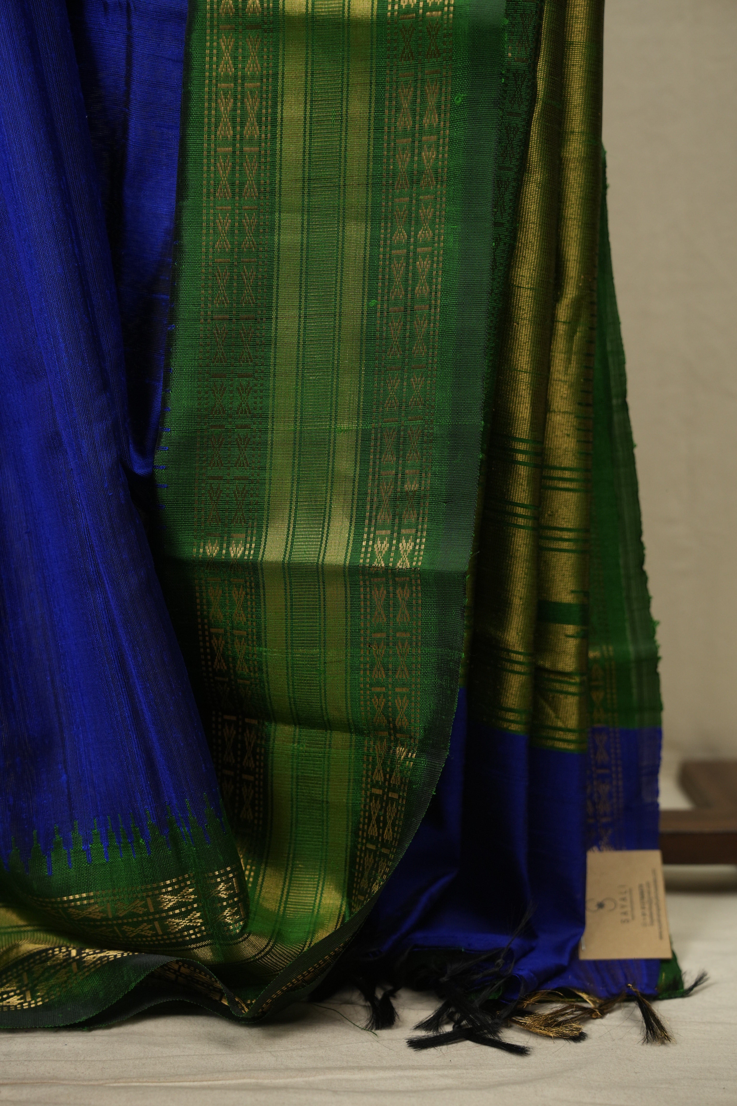 Blue Raw Silk Saree - SRBRSS1135