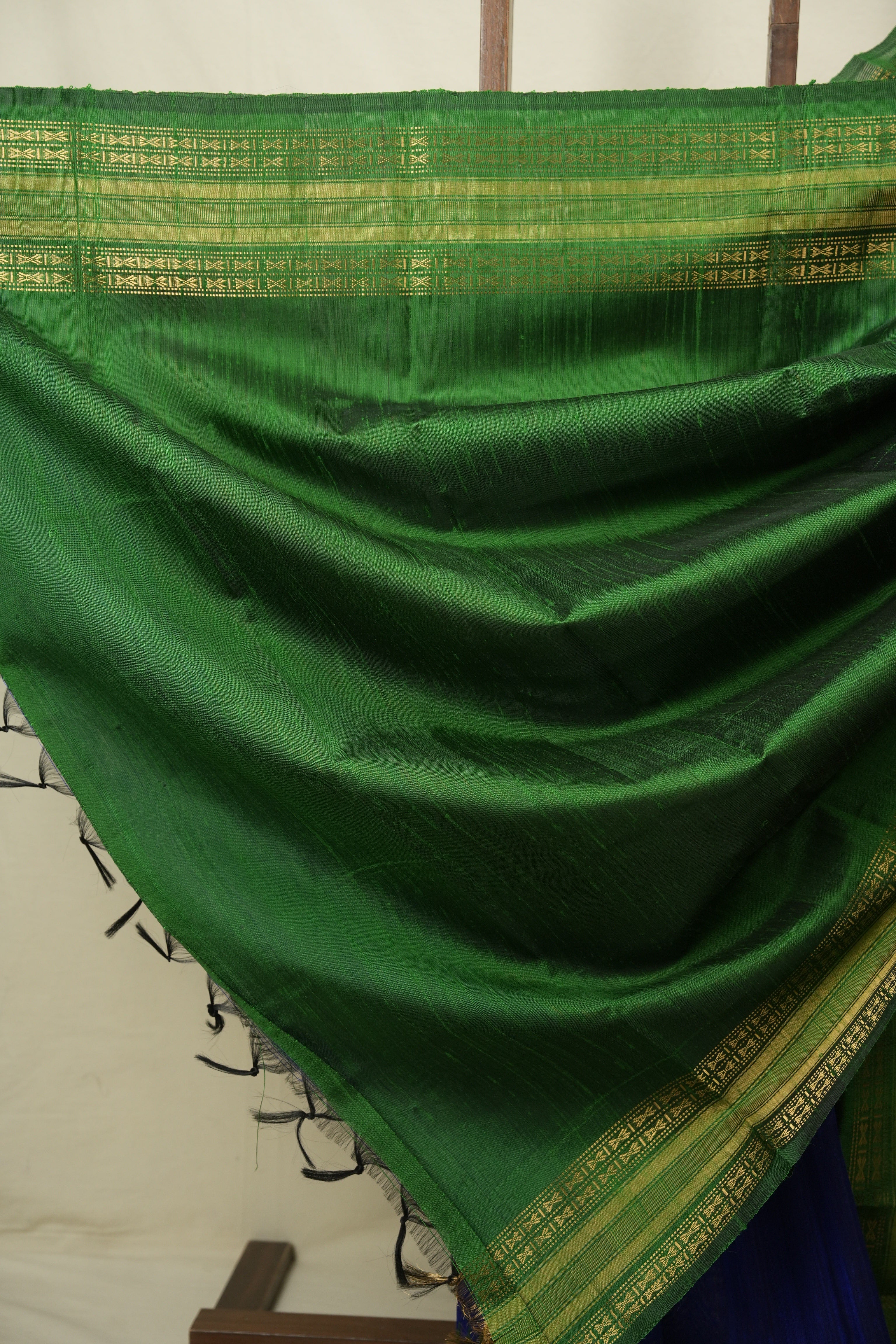 Blue Raw Silk Saree - SRBRSS1135