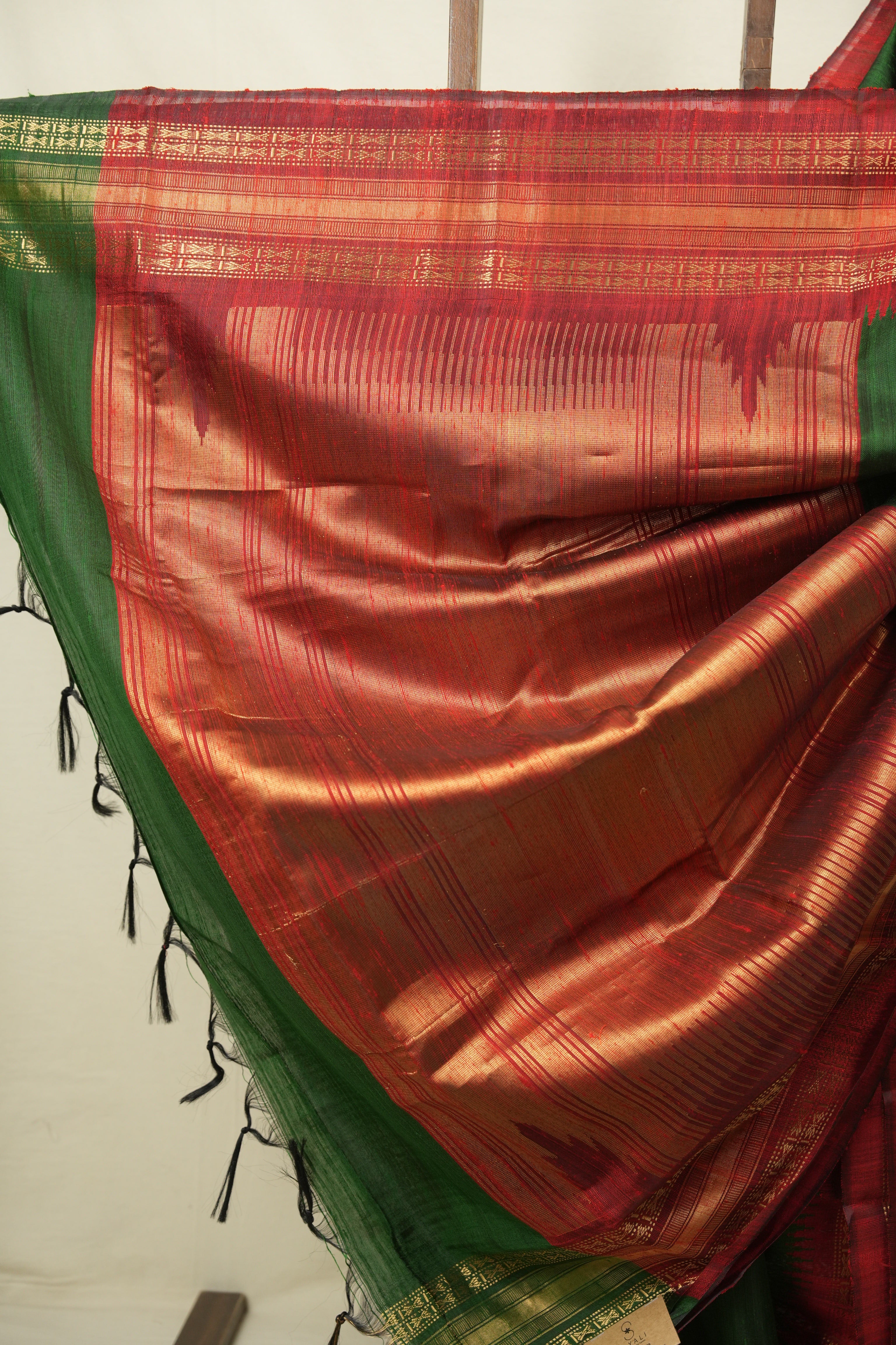 Green Raw Silk Saree - SRGRSS1138