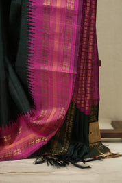 Green Raw Silk Saree - SRGRSS1137