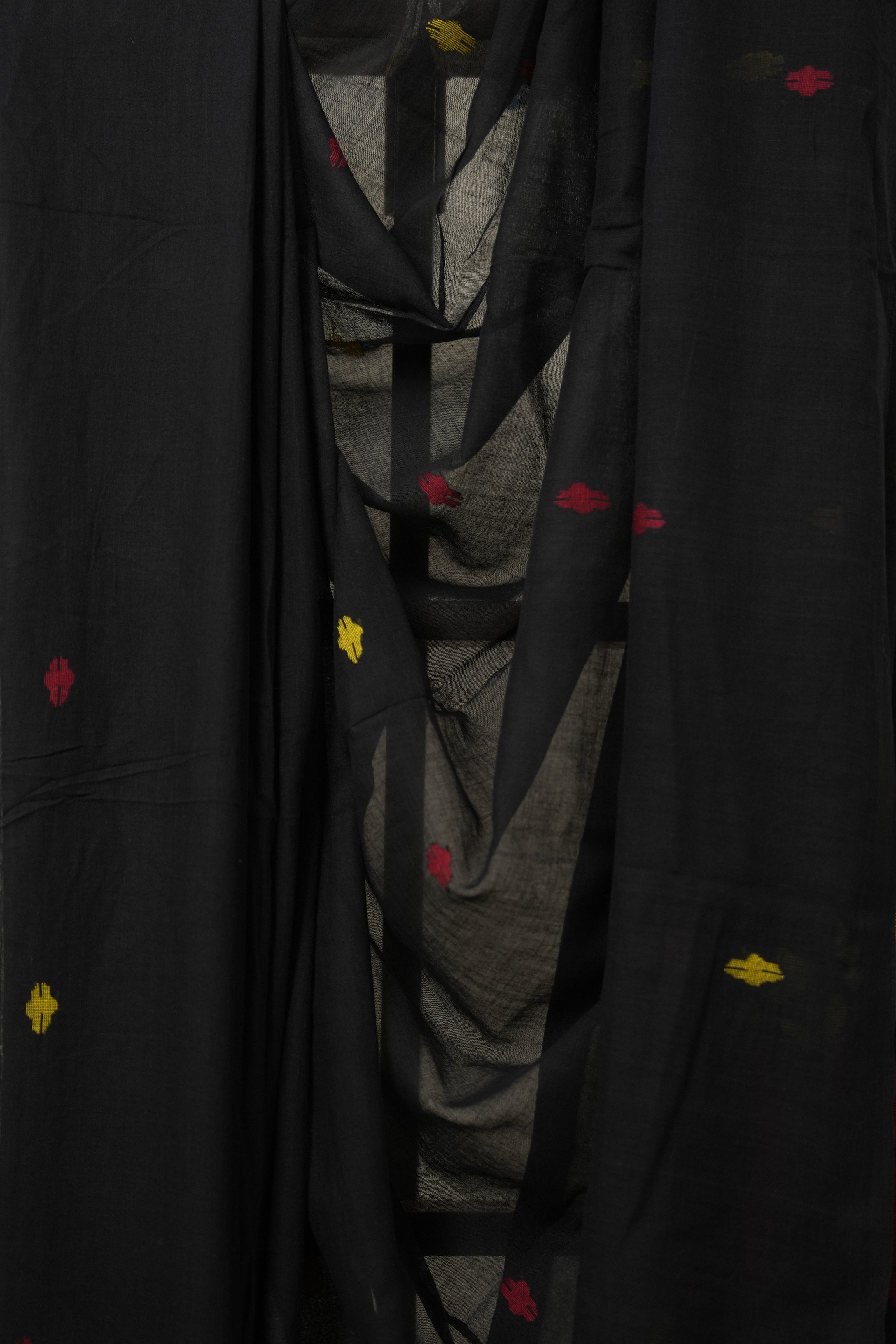 Black Bengal Mul Cotton Saree - SRBBMCS031