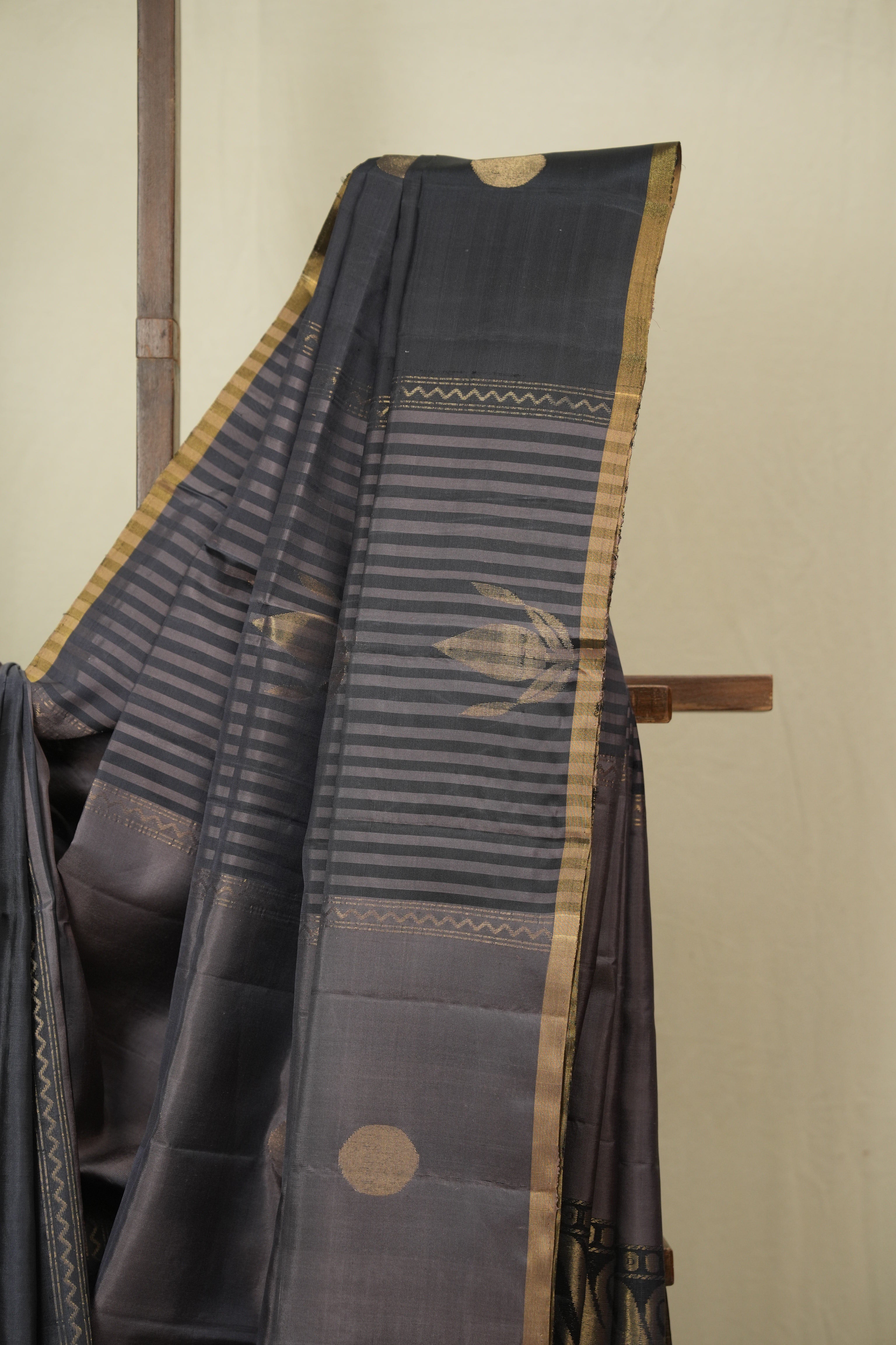 Grey Soft Silk Saree - SRGSSS457