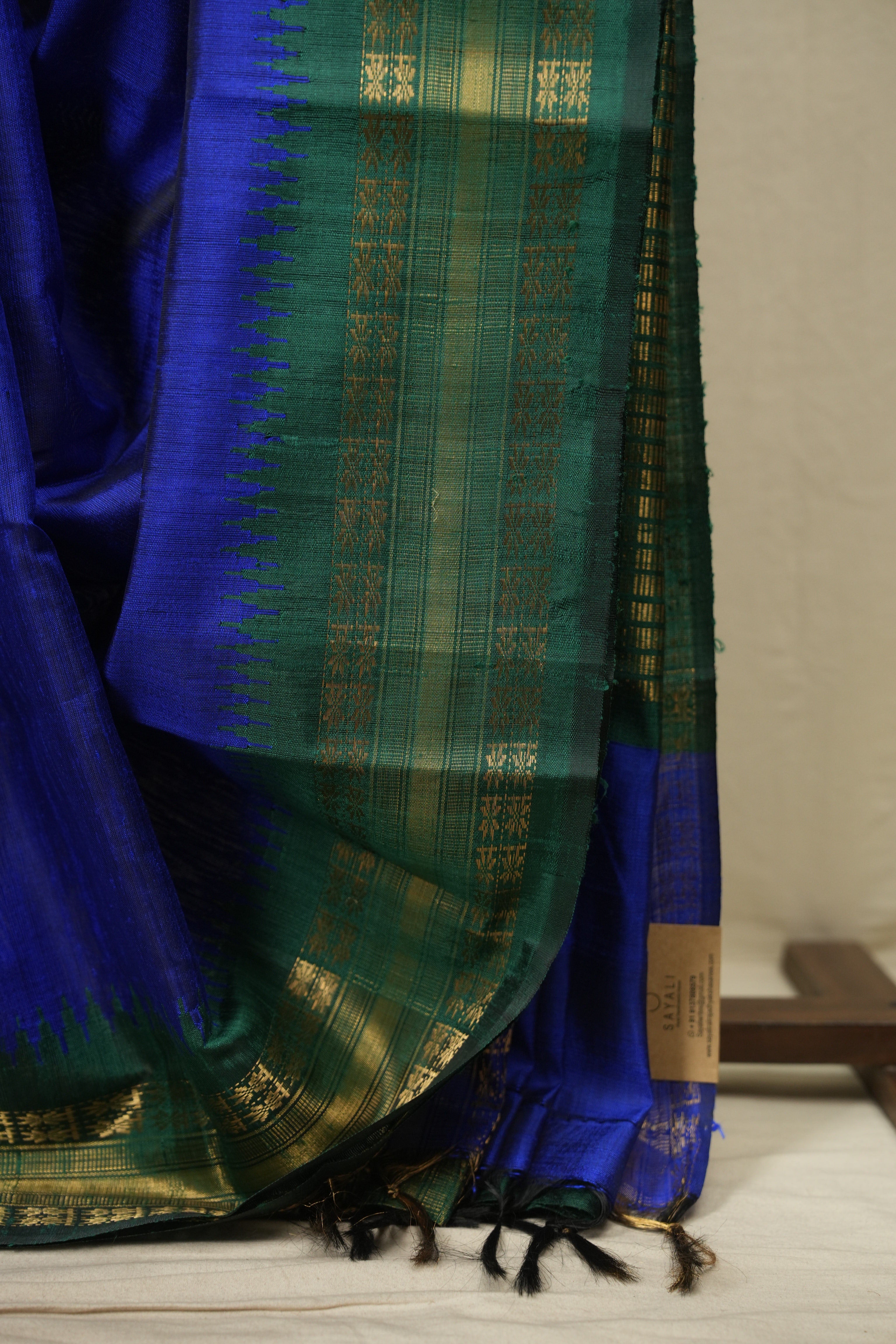 Blue Raw Silk Saree - SRBRSS1139