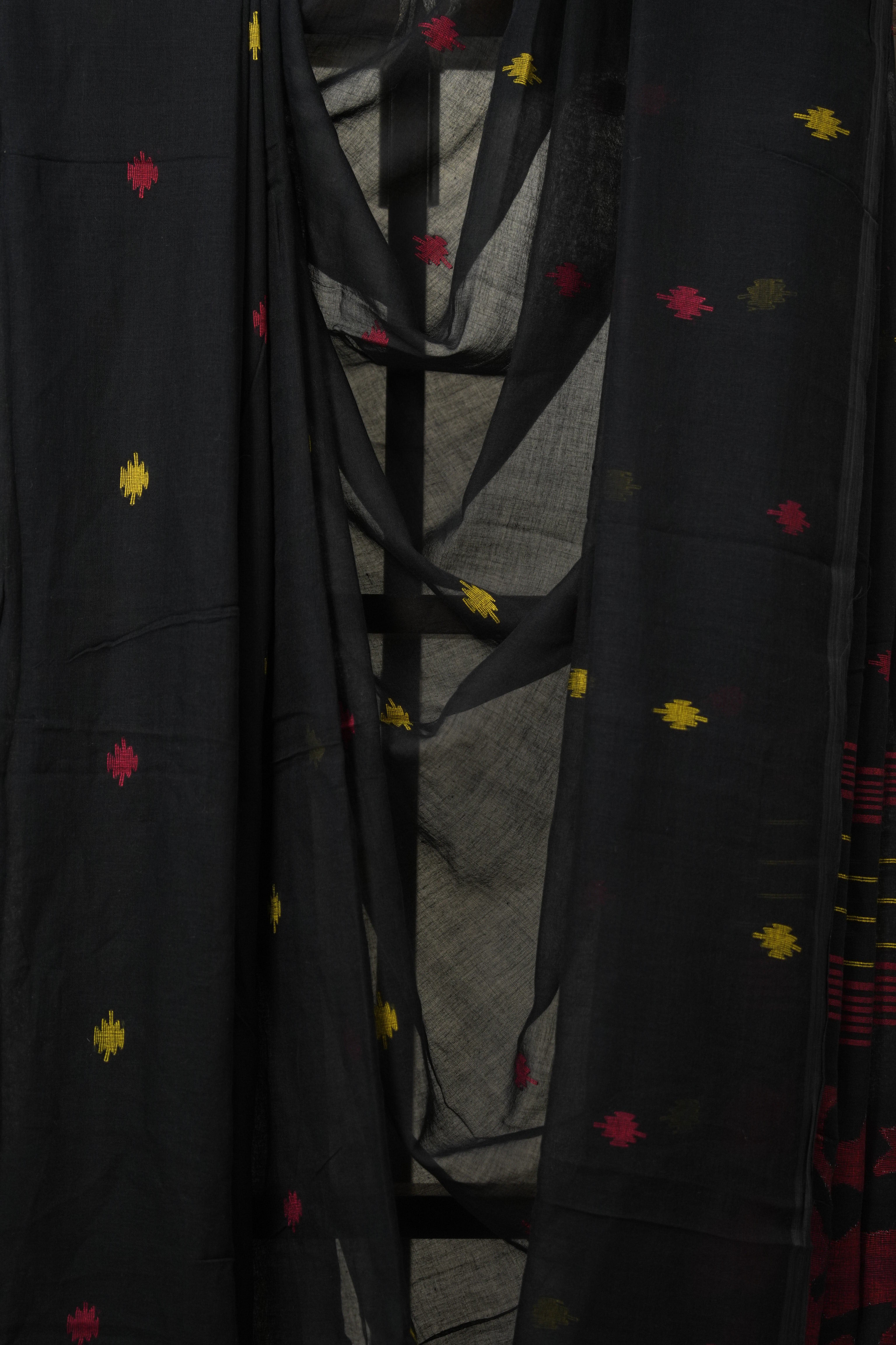 Black Bengal Mul Cotton Saree - SRBBMCS033