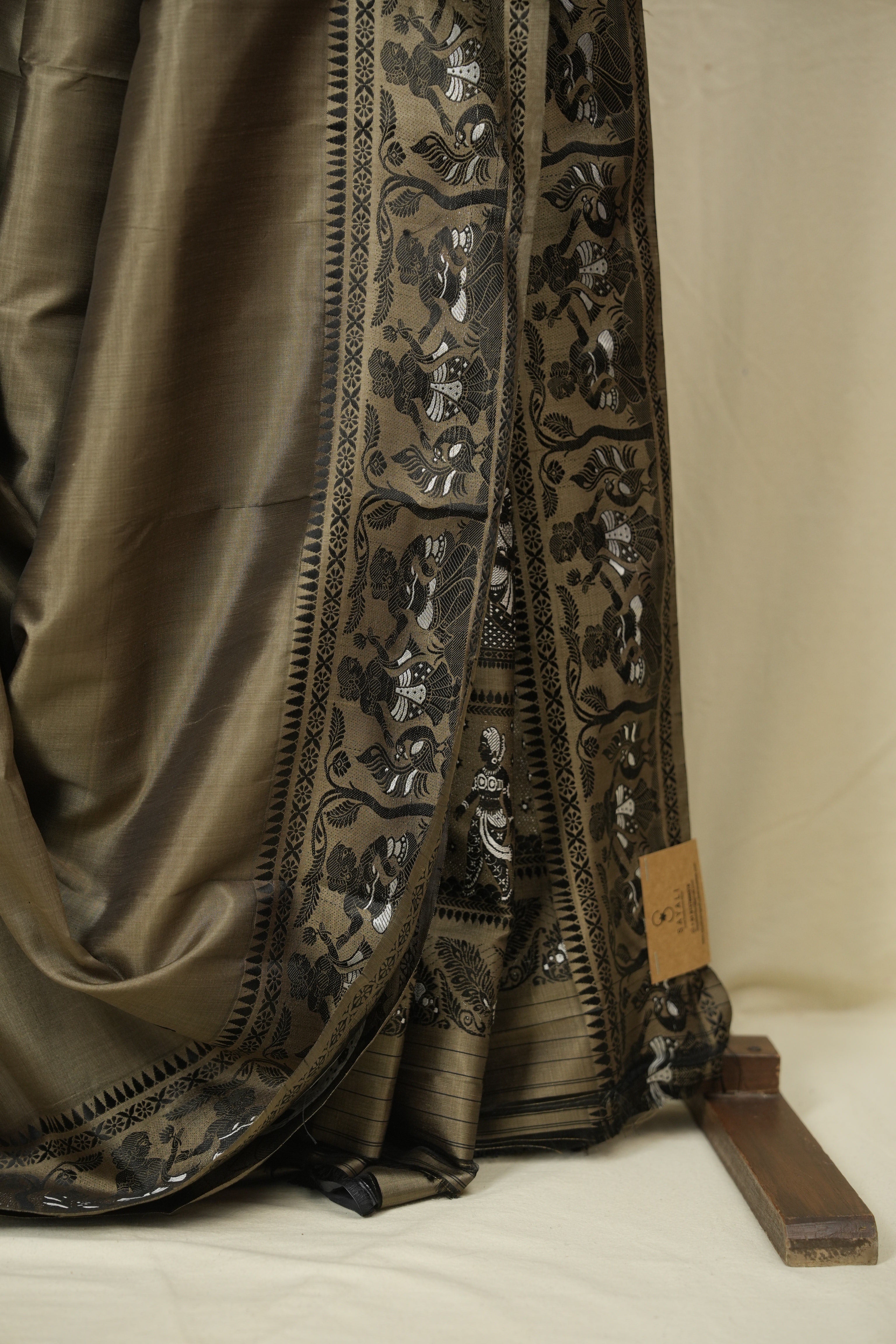 Kashish Baluchari Silk Saree - SRKBSS05
