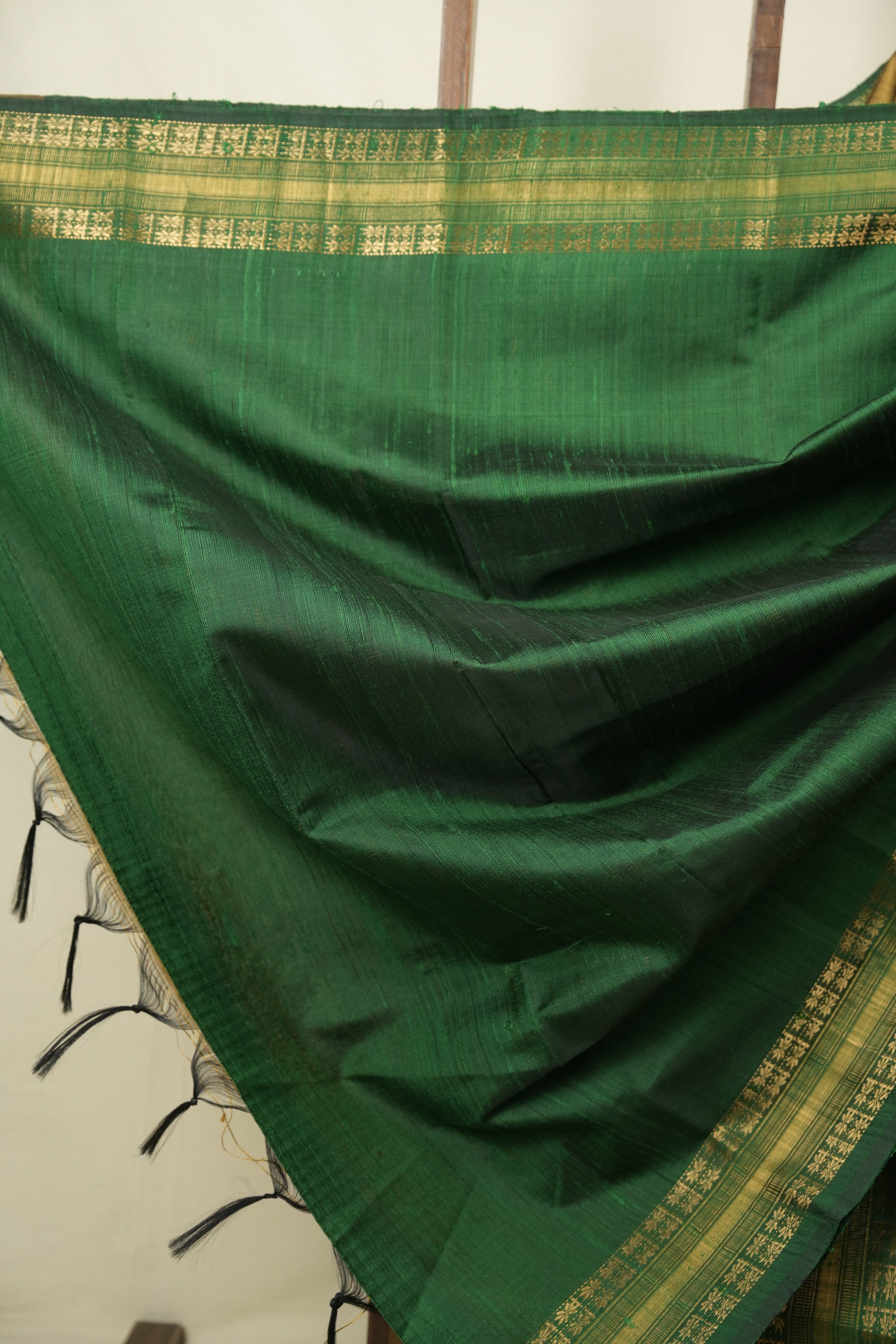 Gold Raw Silk Saree - SRGRSS1141