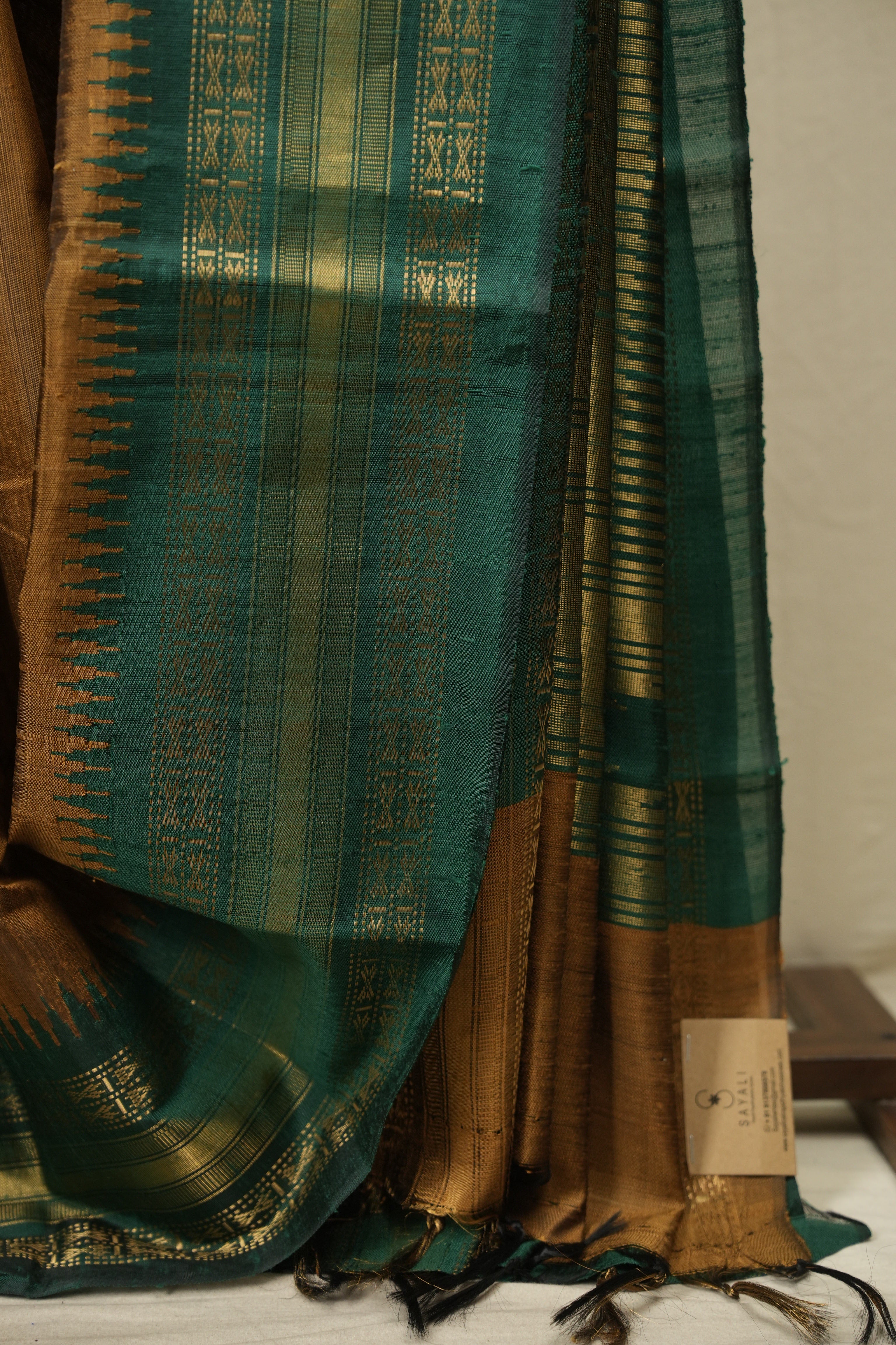 Brown Raw Silk Saree - SRBRSS1144