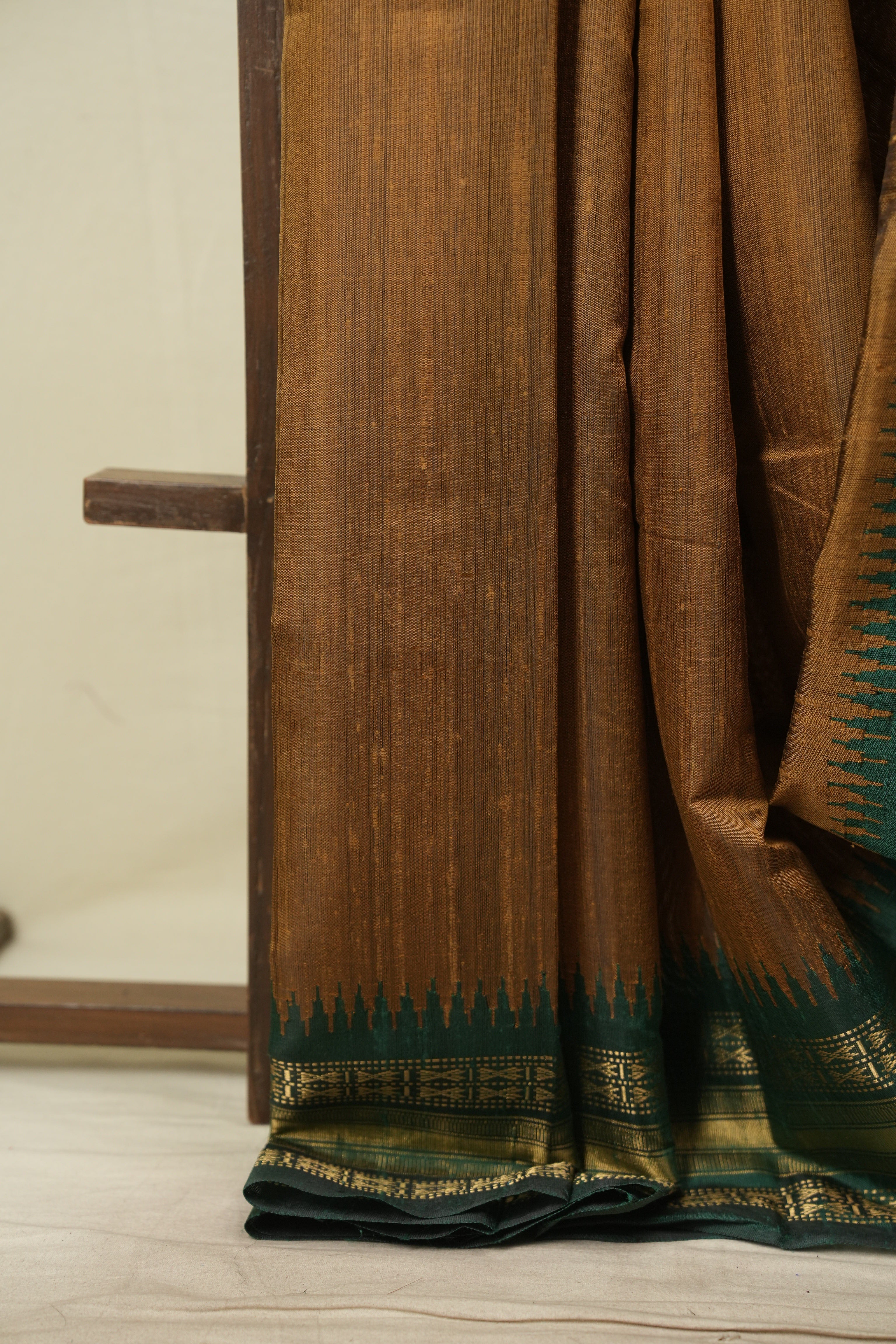 Brown Raw Silk Saree - SRBRSS1144
