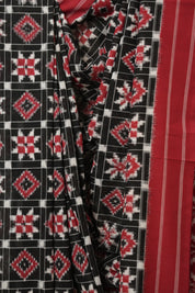 Black Pochampalli Cotton Ikat Saree - SRBPCIS701
