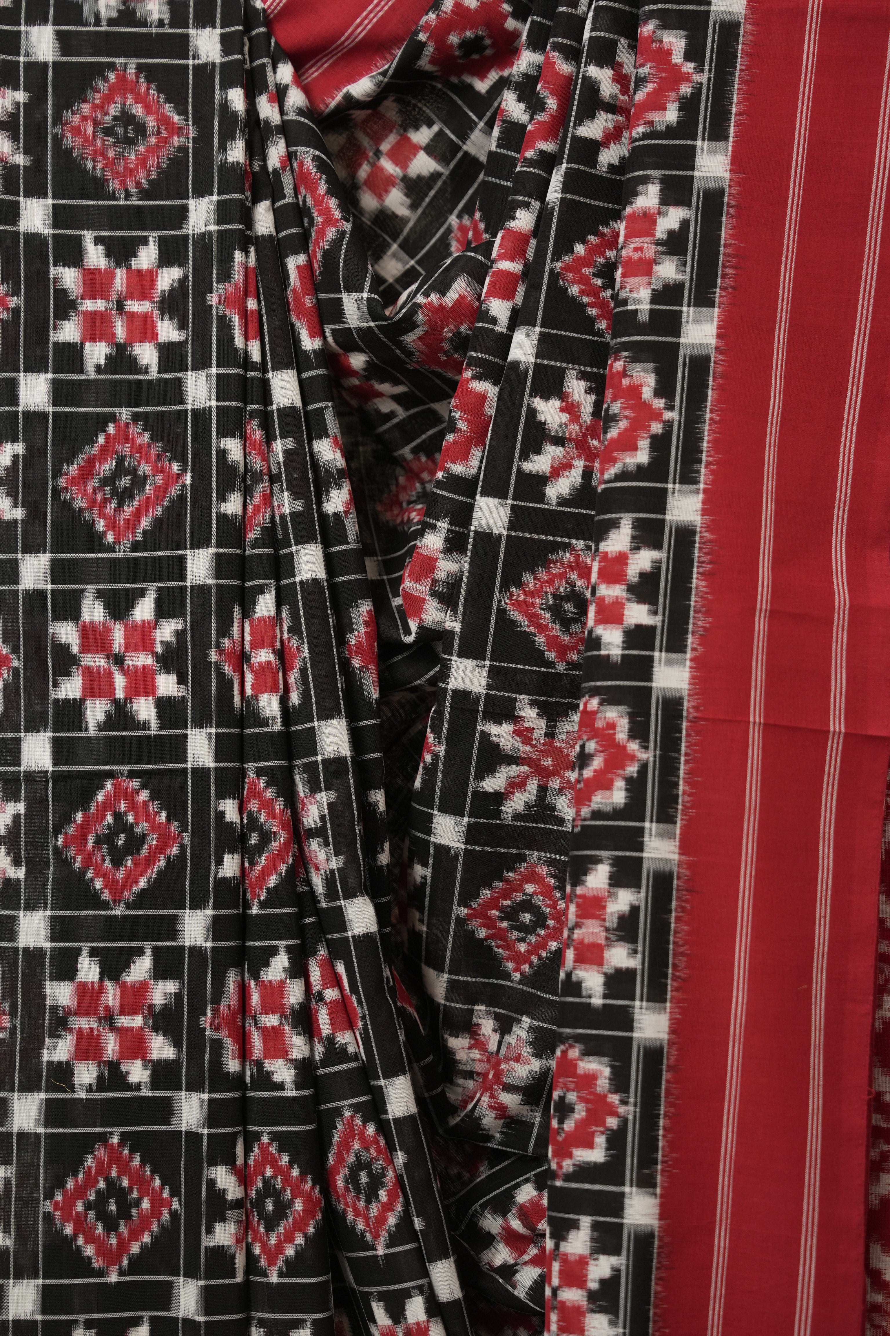 Black Pochampalli Cotton Ikat Saree - SRBPCIS701