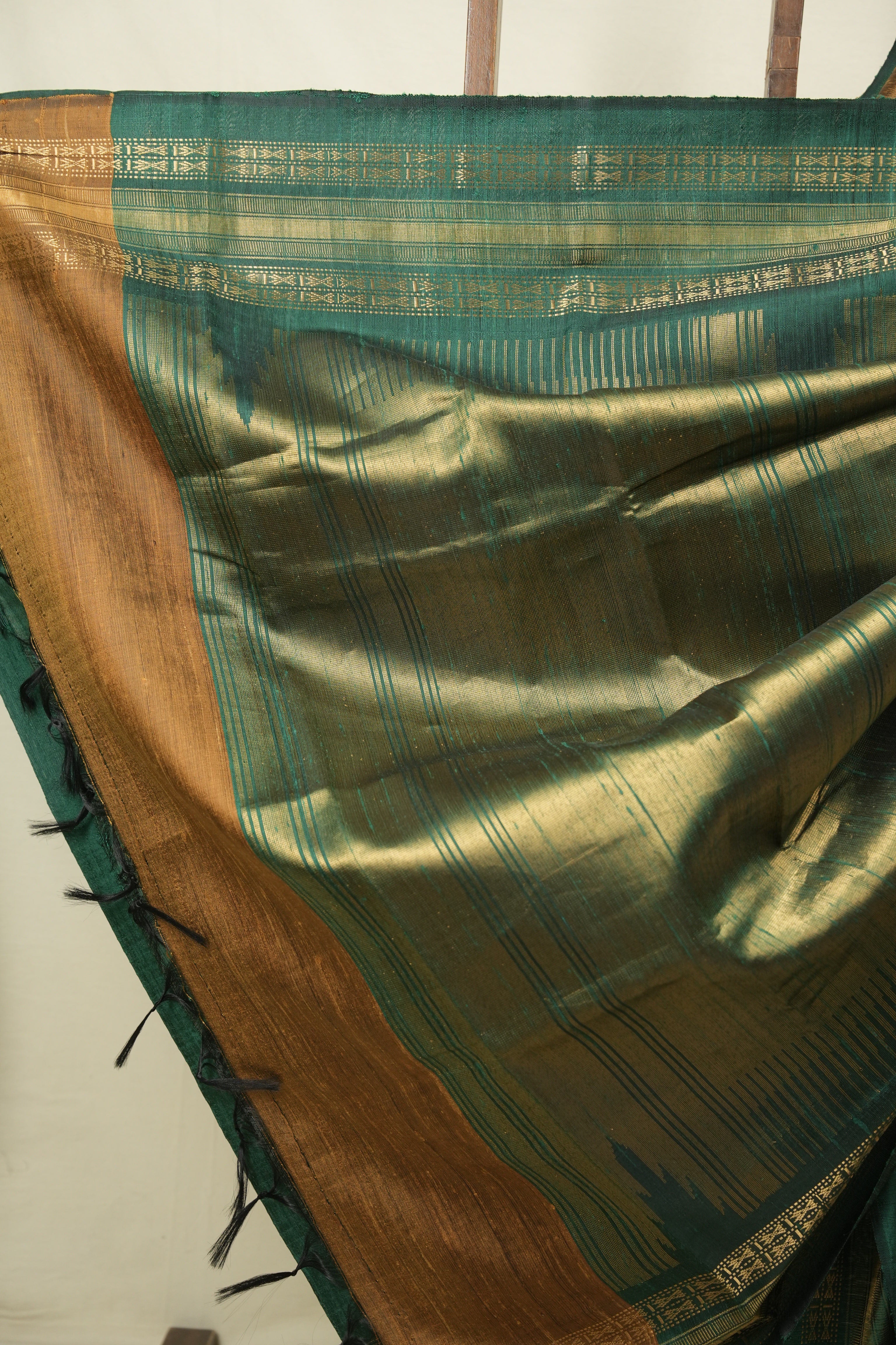 Brown Raw Silk Saree - SRBRSS1144