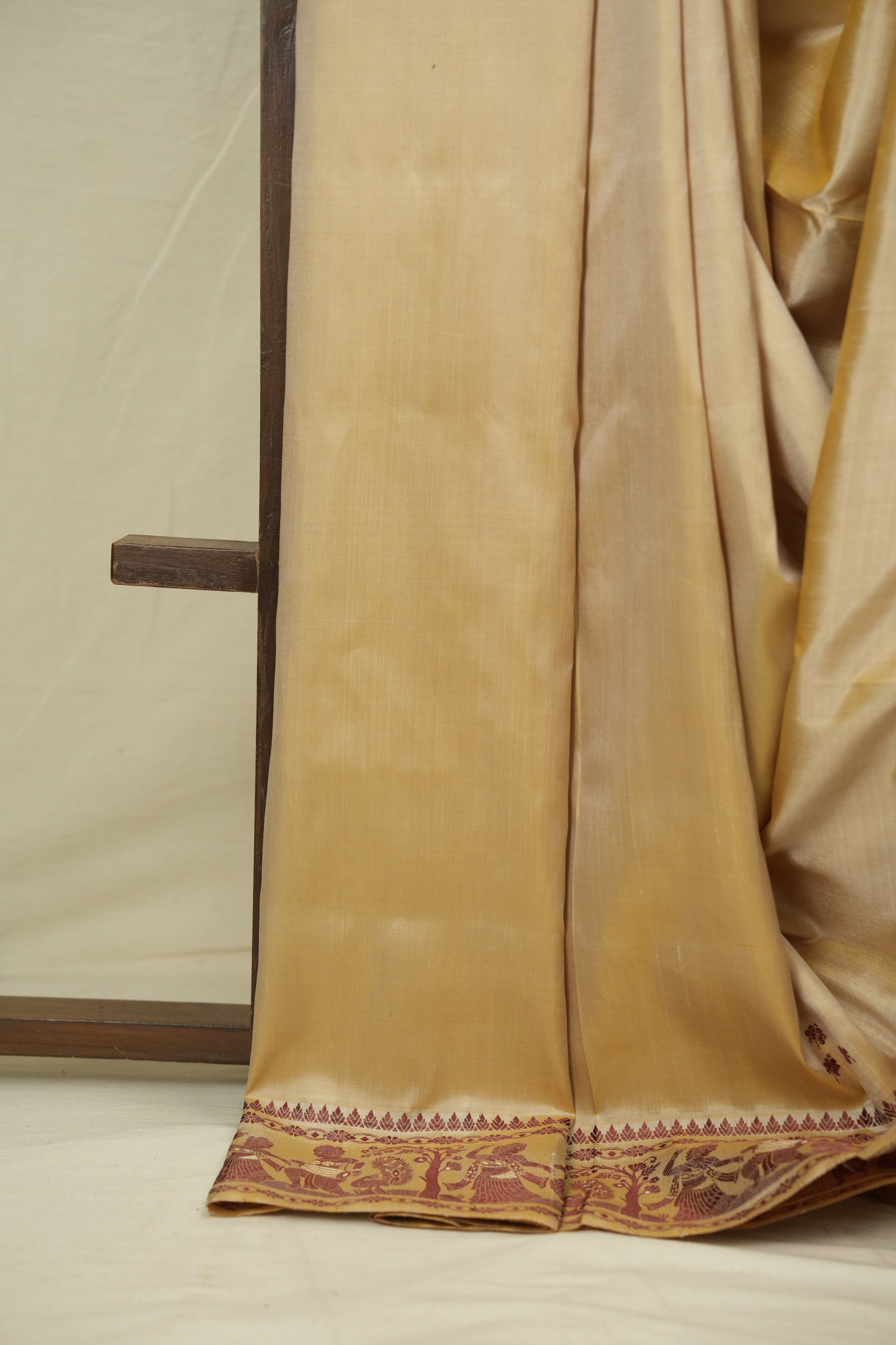 Cream Baluchari Silk Saree - SRCBSS02