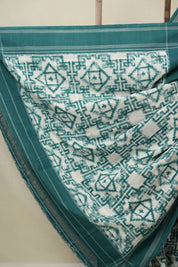 White  Pochampalli Cotton Ikat Saree - SRWPCIS698