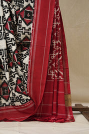 White Pochampalli Cotton Ikat Saree - SRWPCIS700