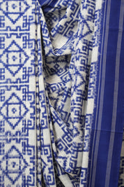 White Pochampalli Cotton Ikat Saree - SRWPCIS696