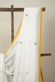 White Bengal Mul Cotton Saree - SRWBMCS023