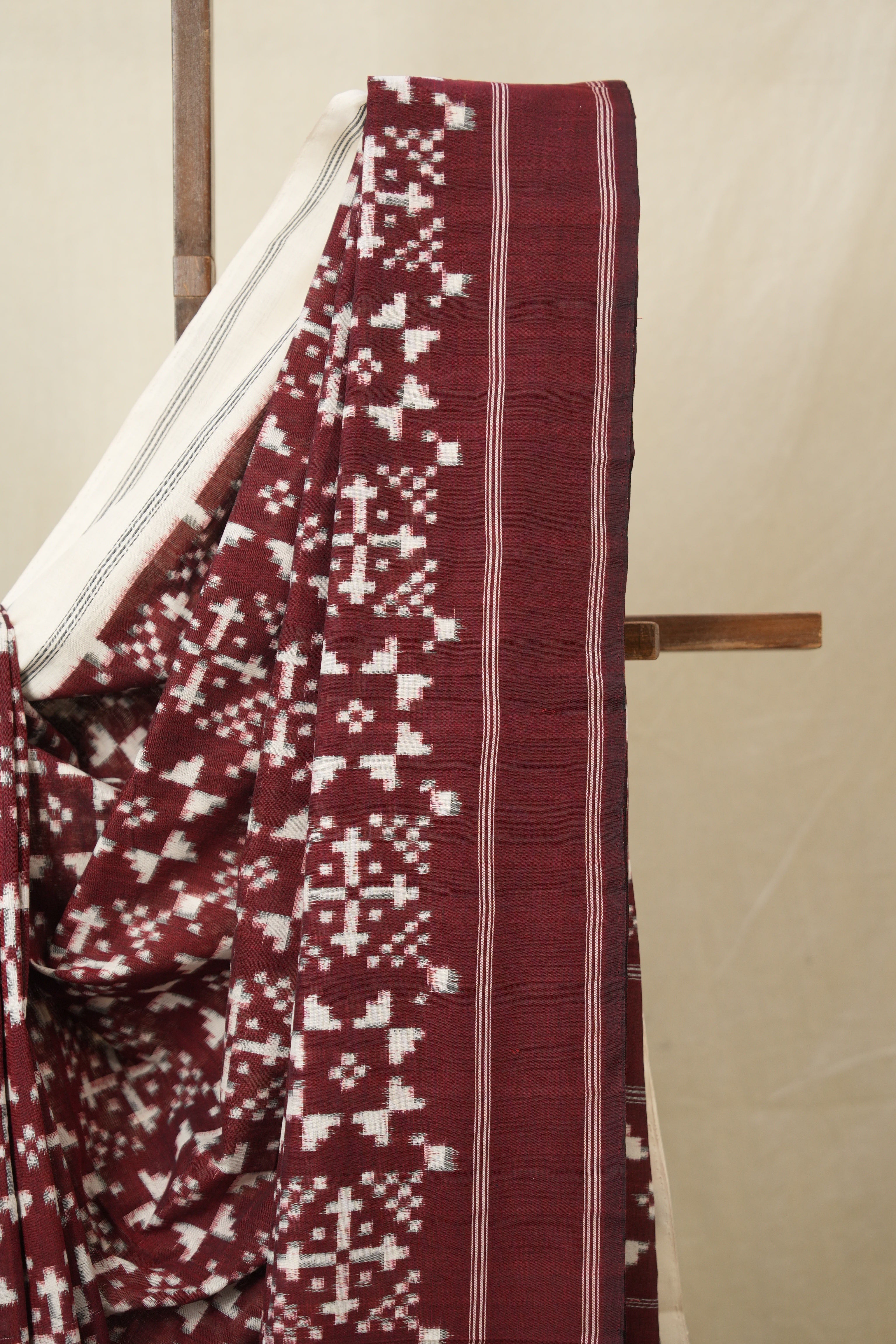 Dark Maroon Pochampalli Cotton Ikat Saree - SRDMPCIS697