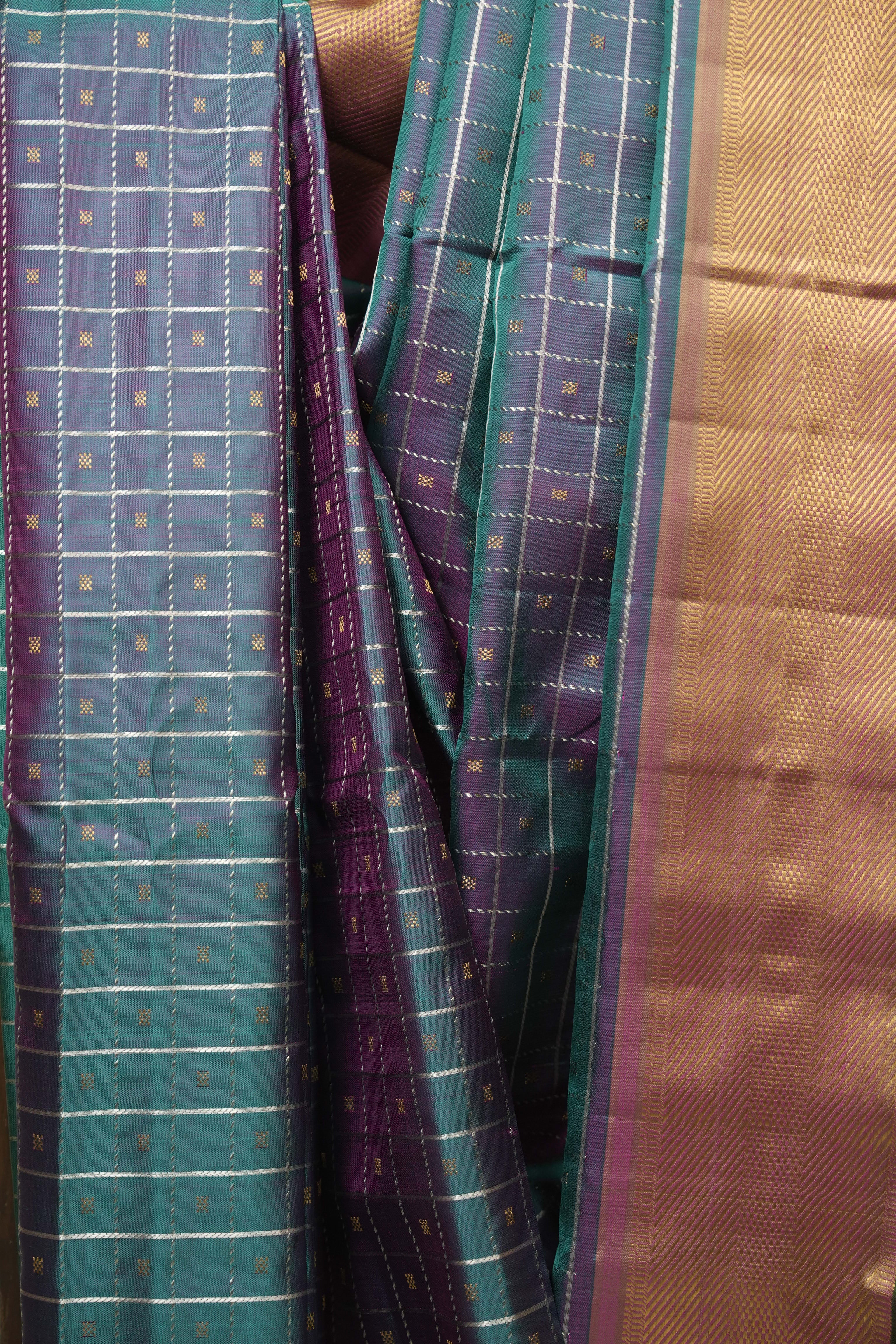 Dual Tone Peacock Blue Gadwal Silk Saree - SRDTPGSS647