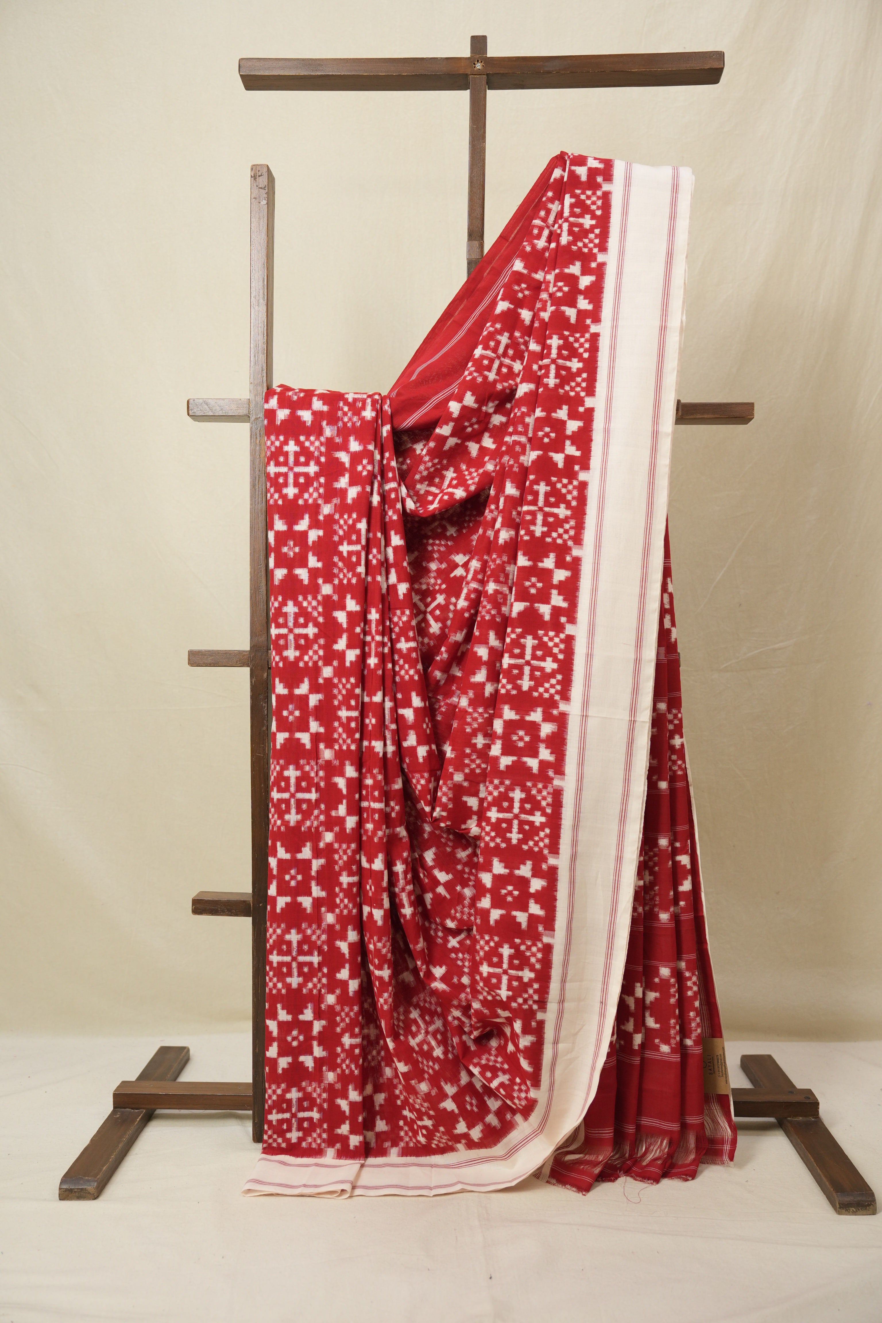Red Pochampalli Cotton Ikat Saree - SRRPCIS692