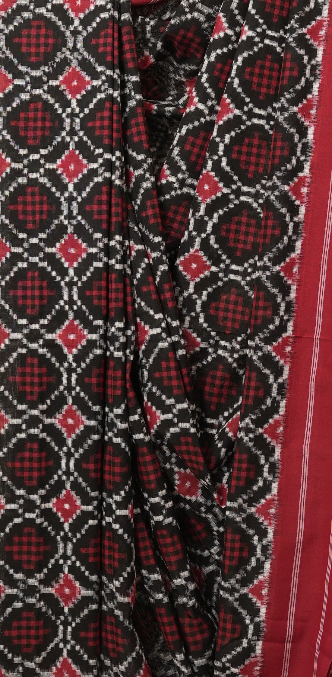Black Pochampalli Cotton Ikat Saree - SRBPCIS677