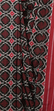Black Pochampalli Cotton Ikat Saree - SRBPCIS677