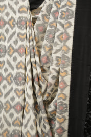 White Pochampalli Cotton Ikat Saree - SRWPCIS676