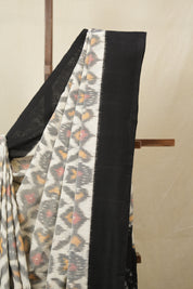 White Pochampalli Cotton Ikat Saree - SRWPCIS676