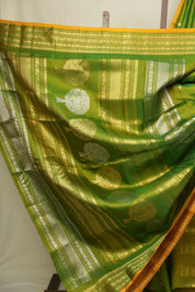 Dual Tone Green Gadwal Silk Saree - SRDTGGSS656
