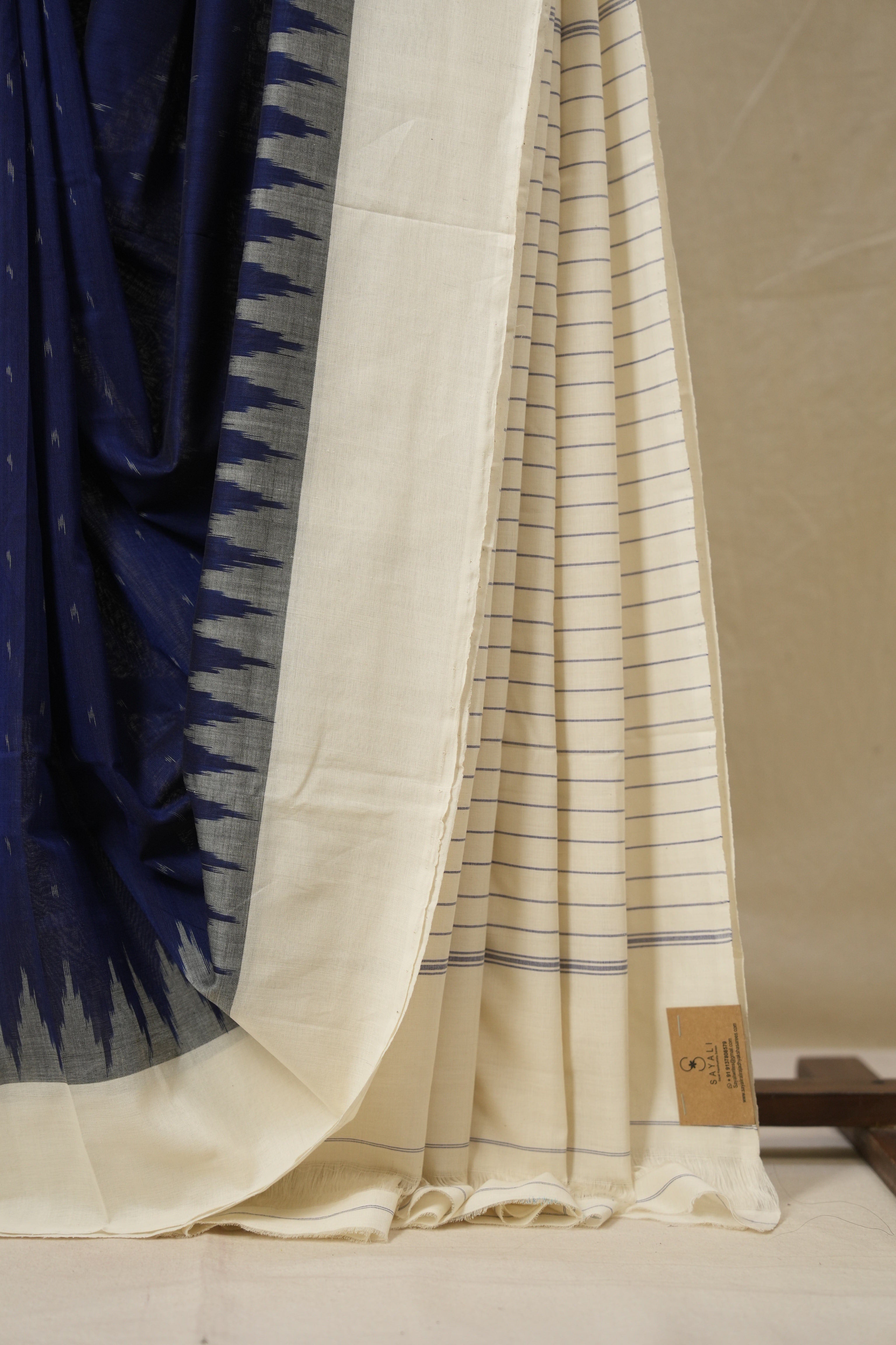 Nevy Blue Pochampalli Cotton Ikat Saree - SRNBPCIS679