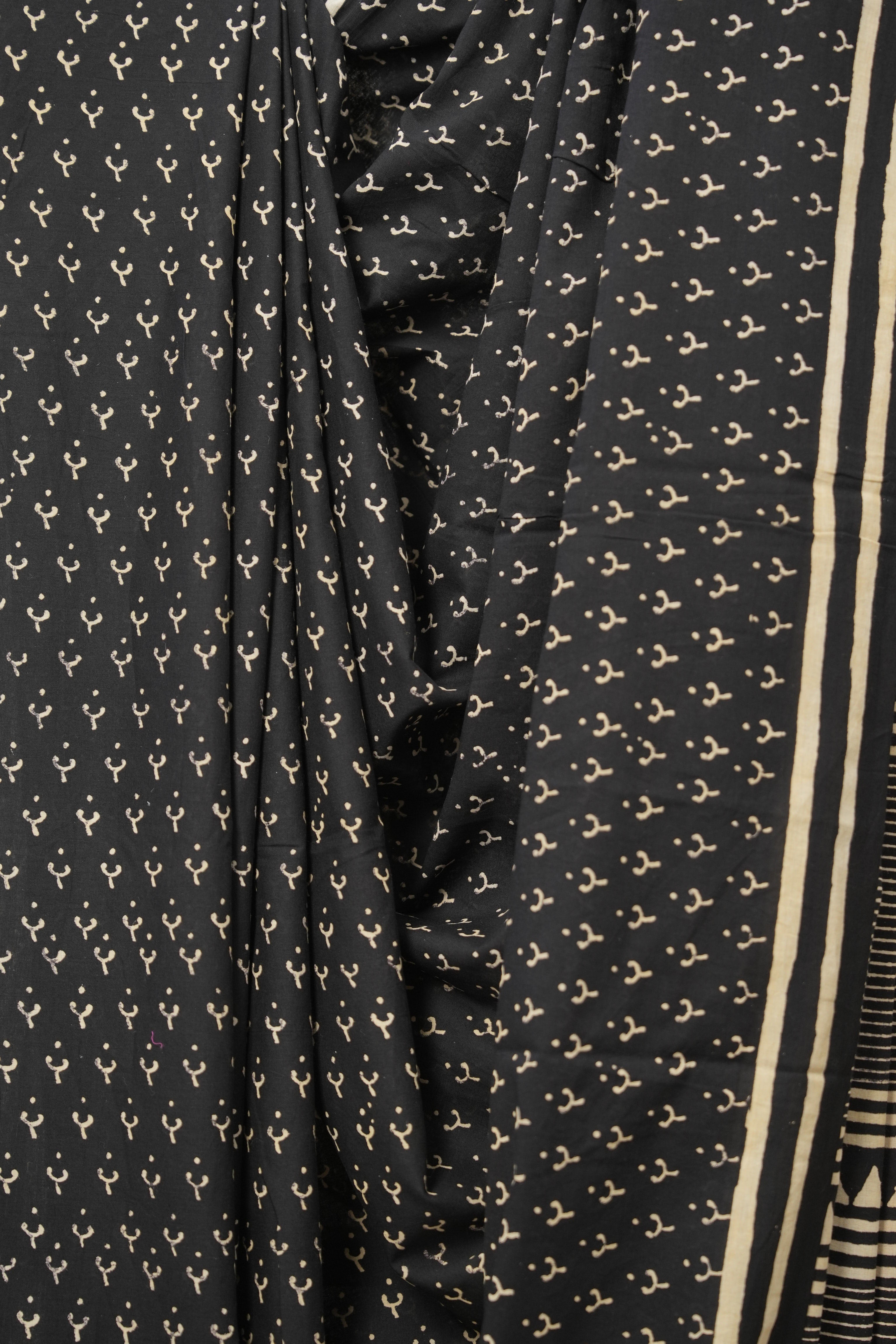 Black - White HBP Cotton Saree - SRBWCS2996