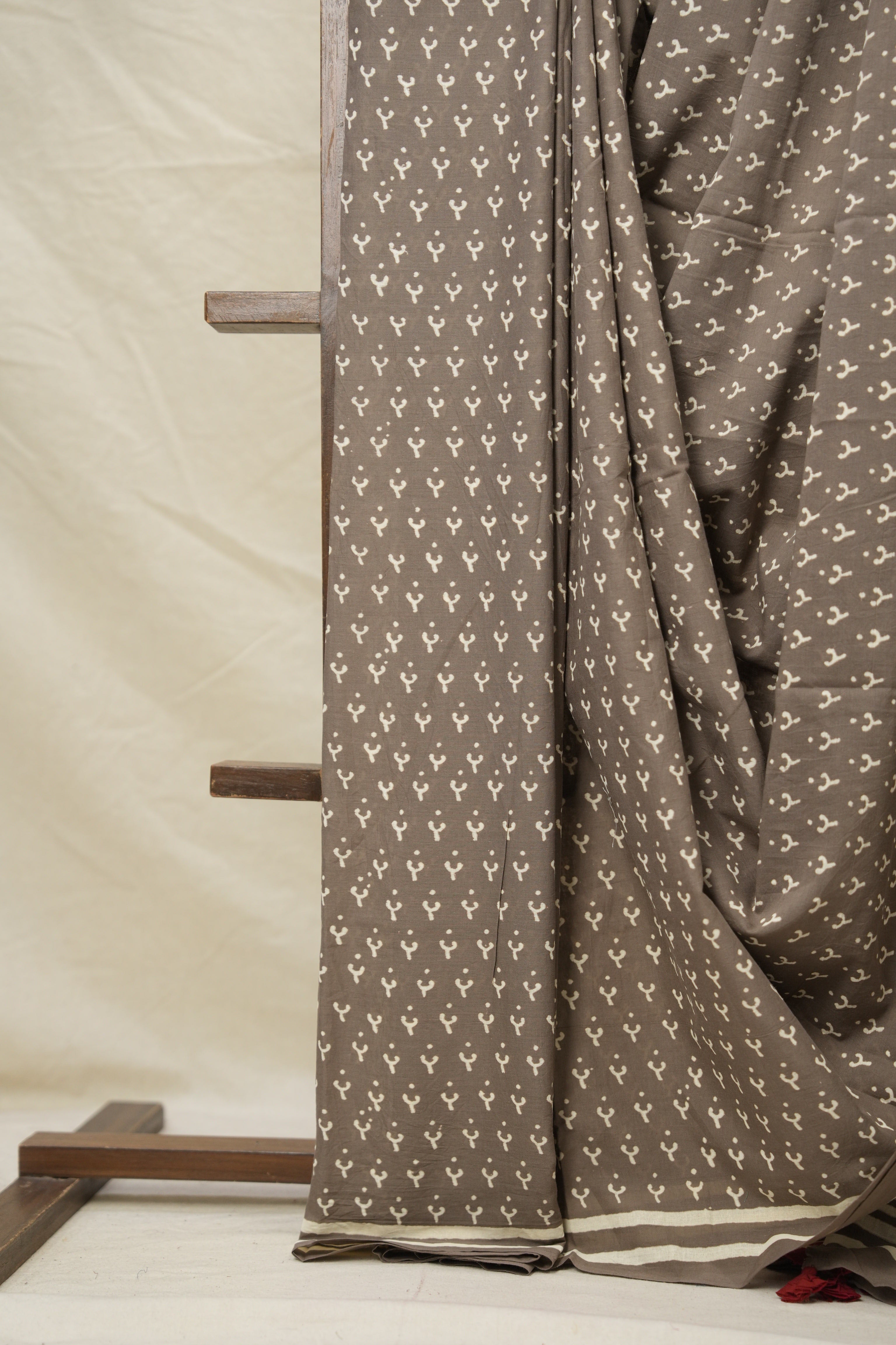 Tan HBP Cotton Saree - SRTCS2986