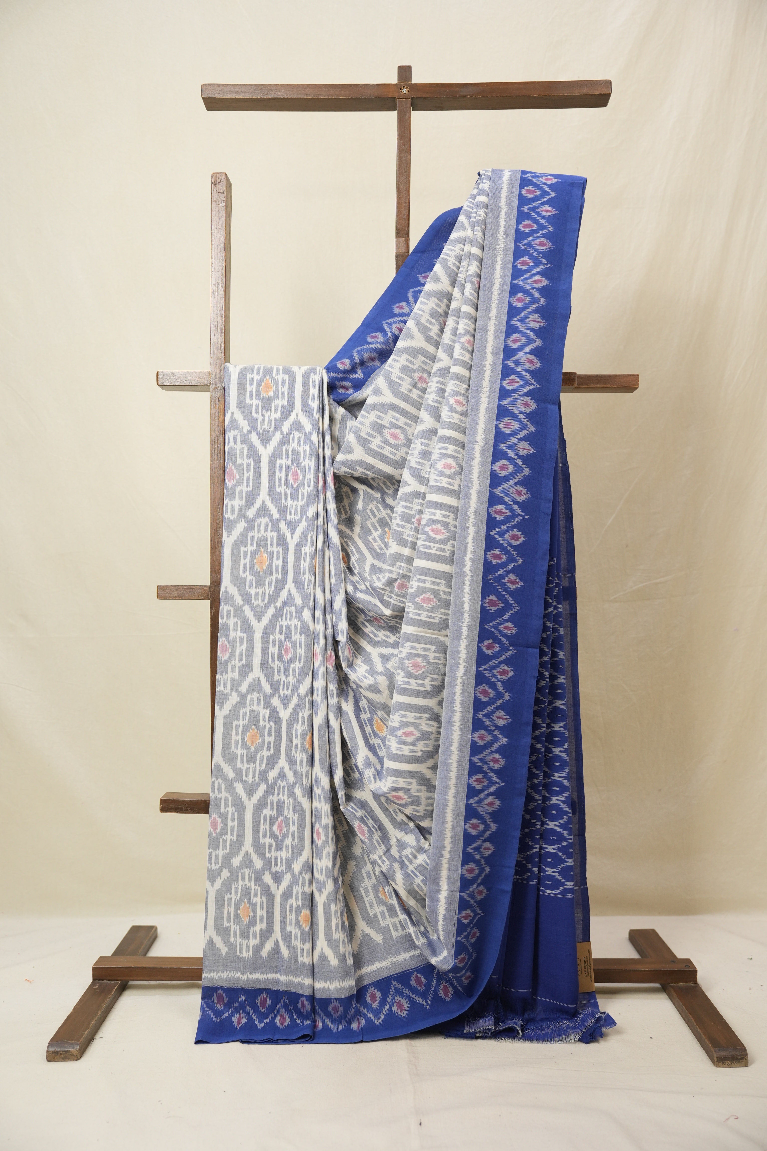 Light Blue Pochampalli Cotton Ikat Saree - SRLBPCIS684