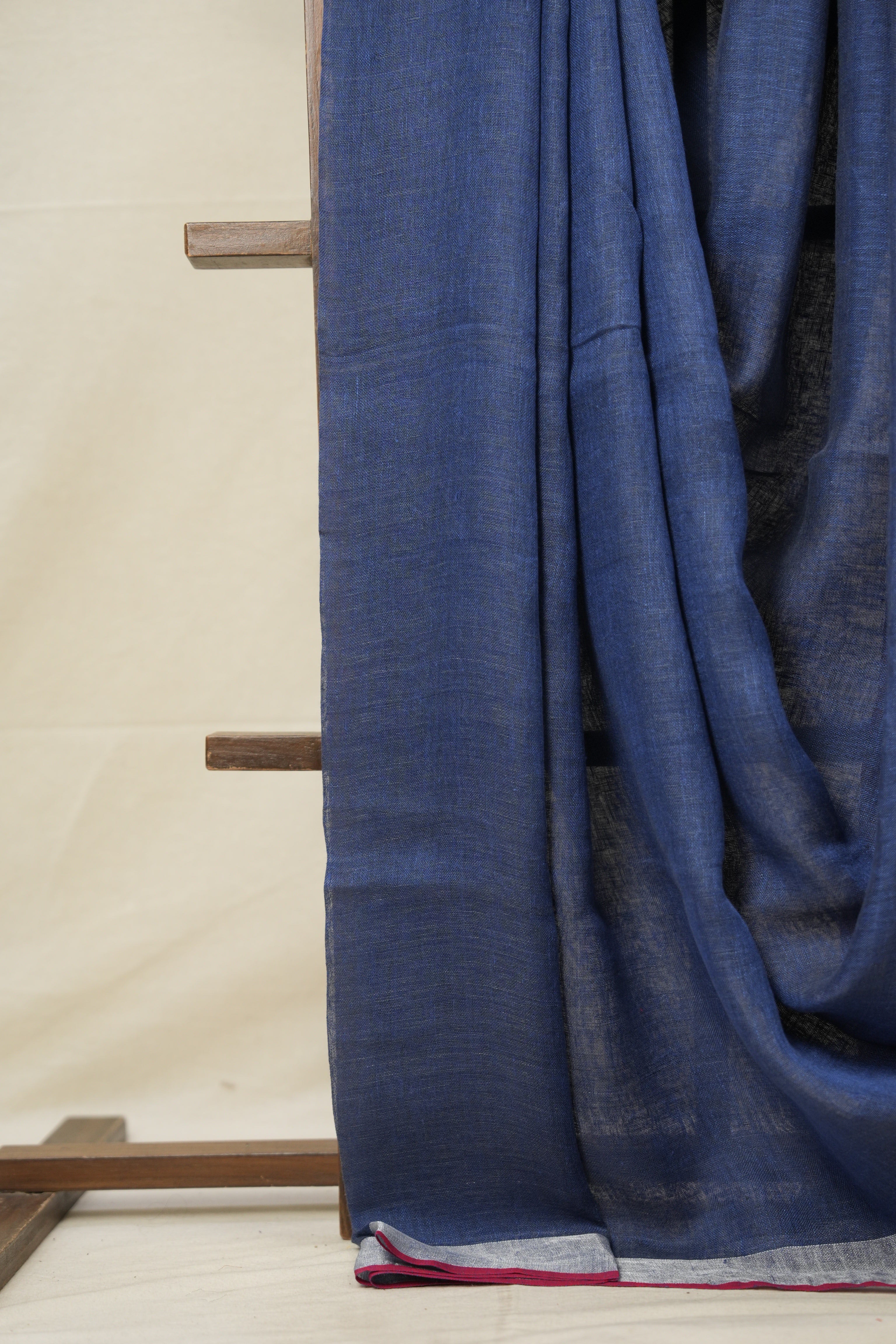 Grey Blue Plain Linen Saree With Red Tassels - SRGBPLS337