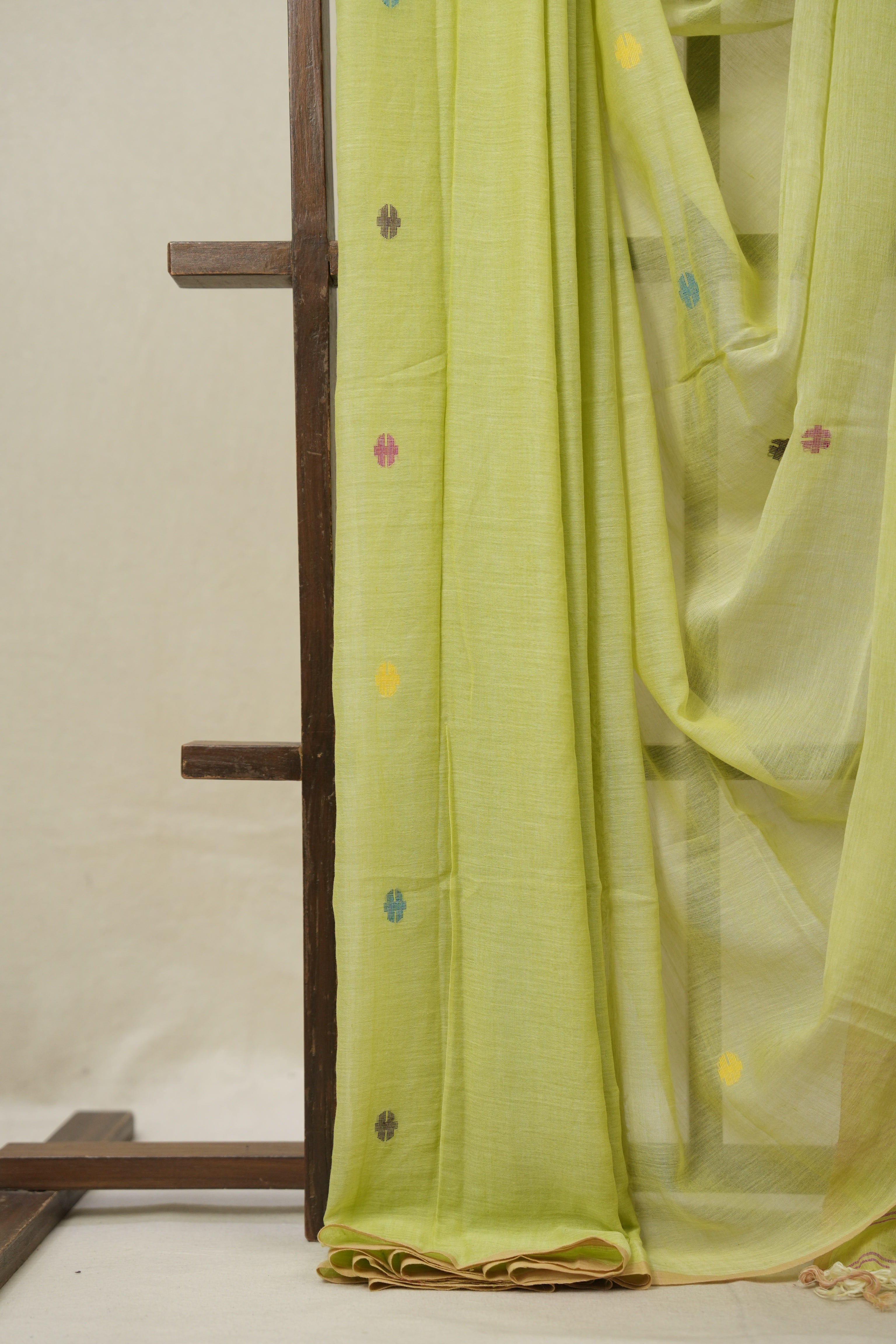Pista Green Bengal Mul Cotton Saree - SRPGBMCS051