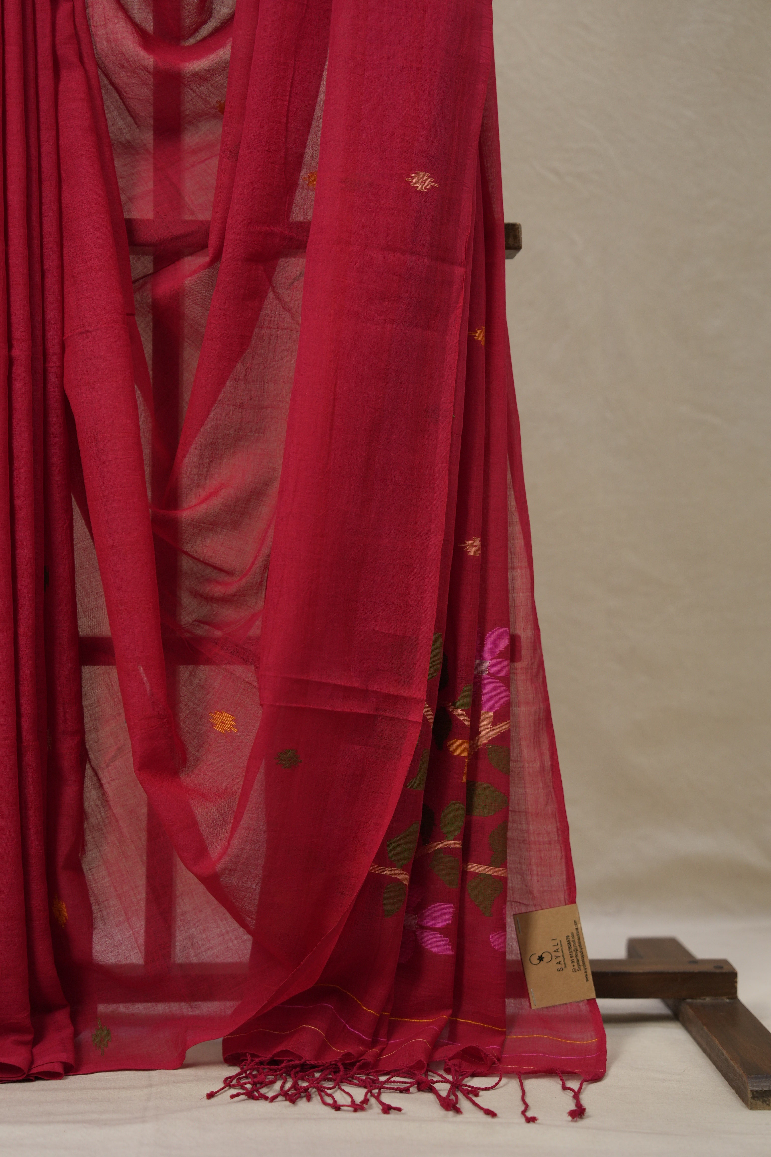 Red Bengal Mul Cotton Saree - SRRBMCS054