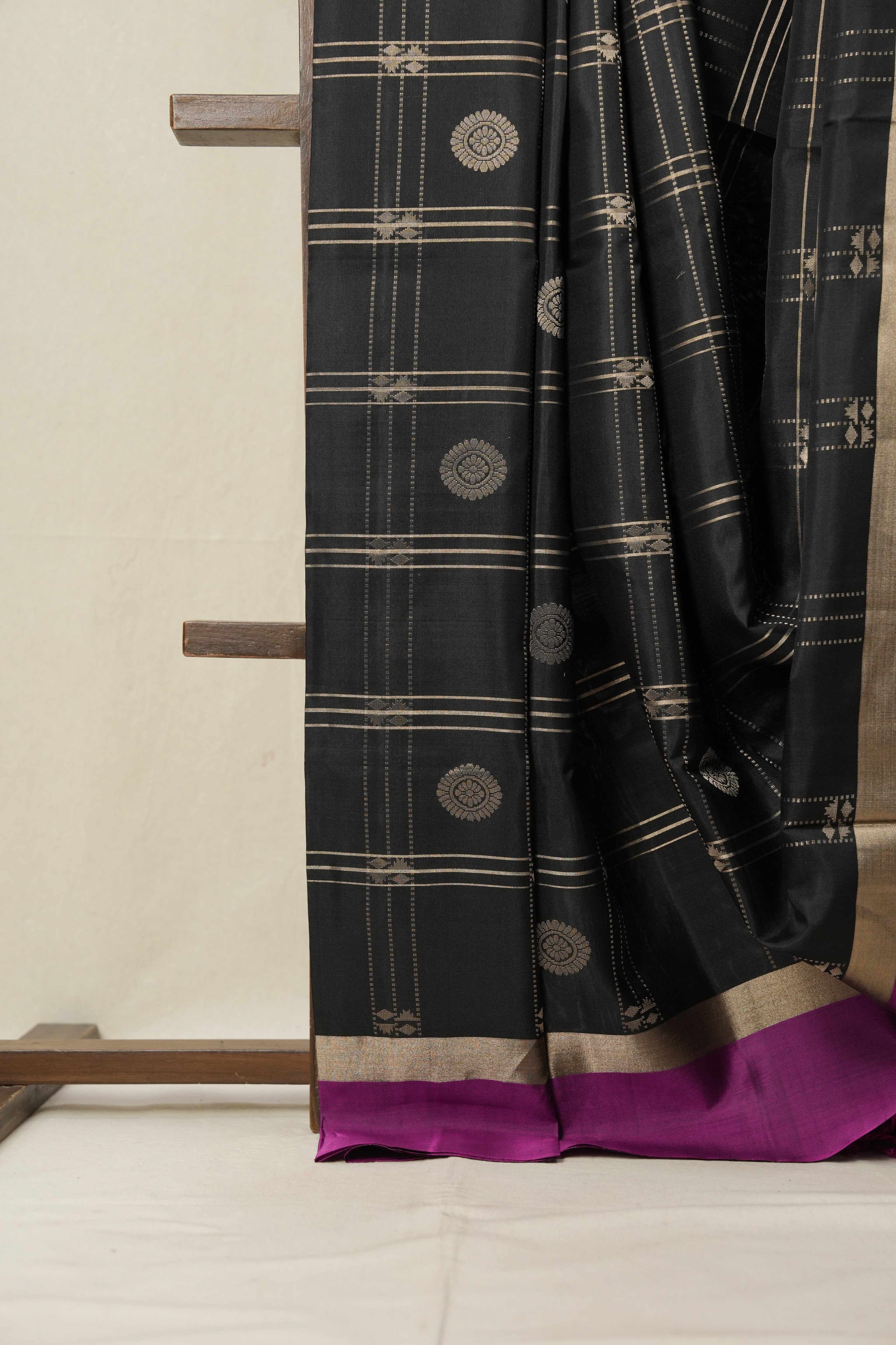 Black Soft Silk Saree - SRBSSS399