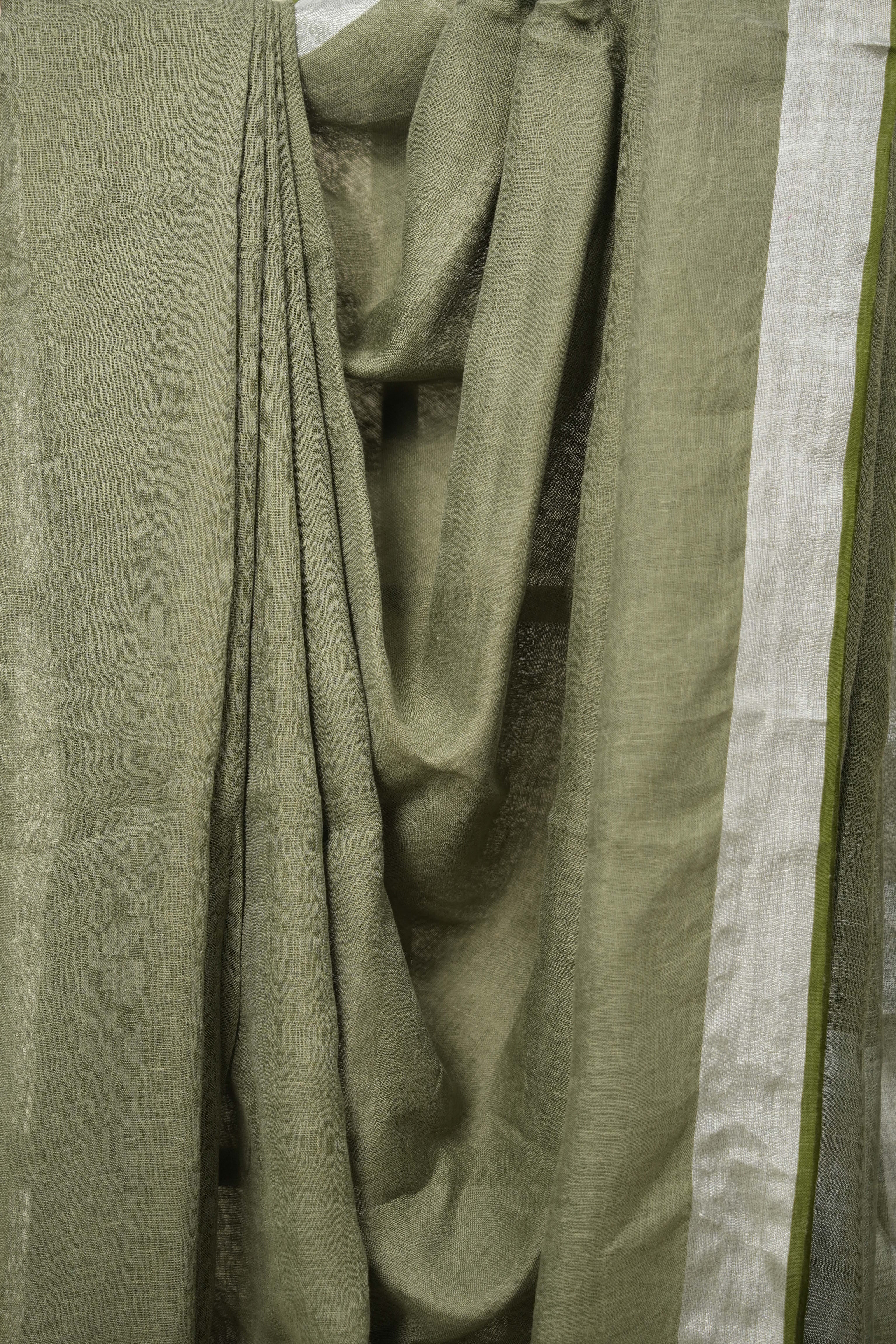 Powder Green Plain Linen Saree With Green Tassels - SRPGPLS334