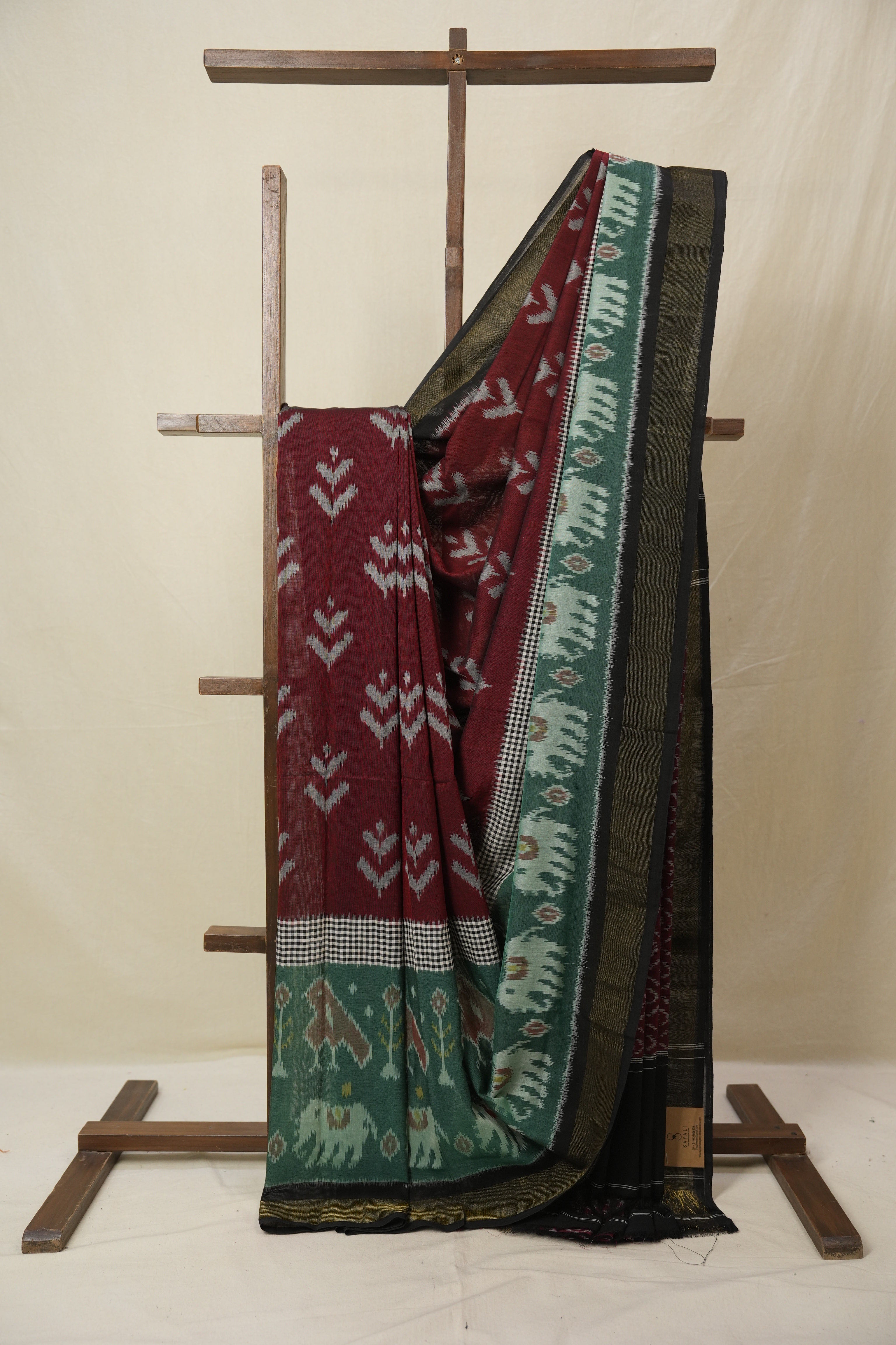 Maroon Pochampalli Cotton Ikat Saree - SRMPCIS719