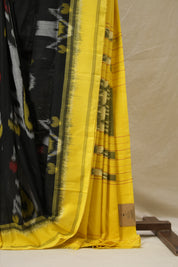 Black Pochampalli Cotton Ikat Saree - SRBPCIS691
